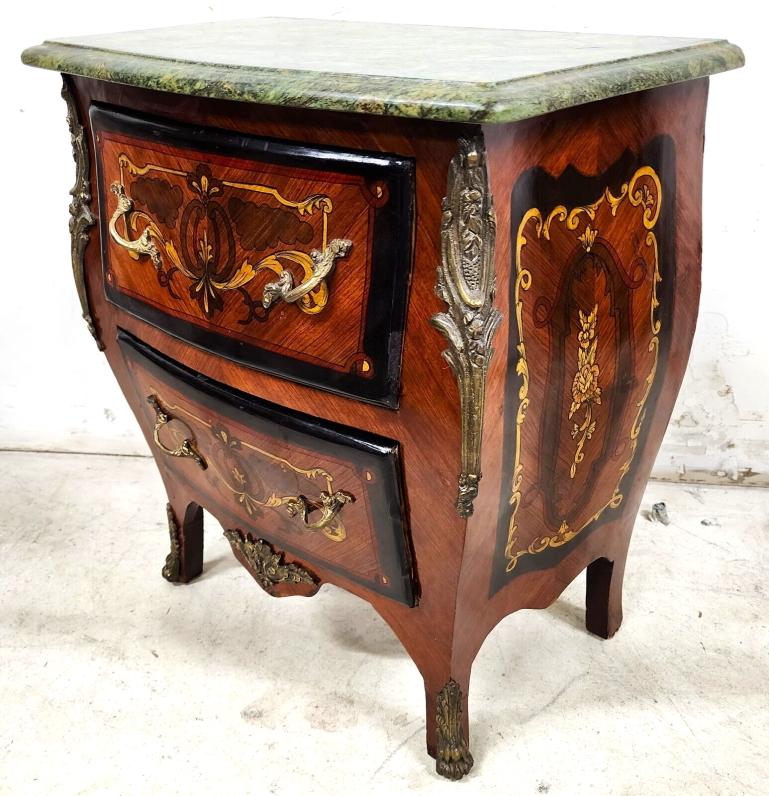 For FULL item description be sure to click on CONTINUE READING at the bottom of this listing.

Offering One Of Our Recent Palm Beach Estate Fine Furniture Acquisitions Of A 
French Louis XV Style Mahogany with Marble Top Commode Bombay Chest with