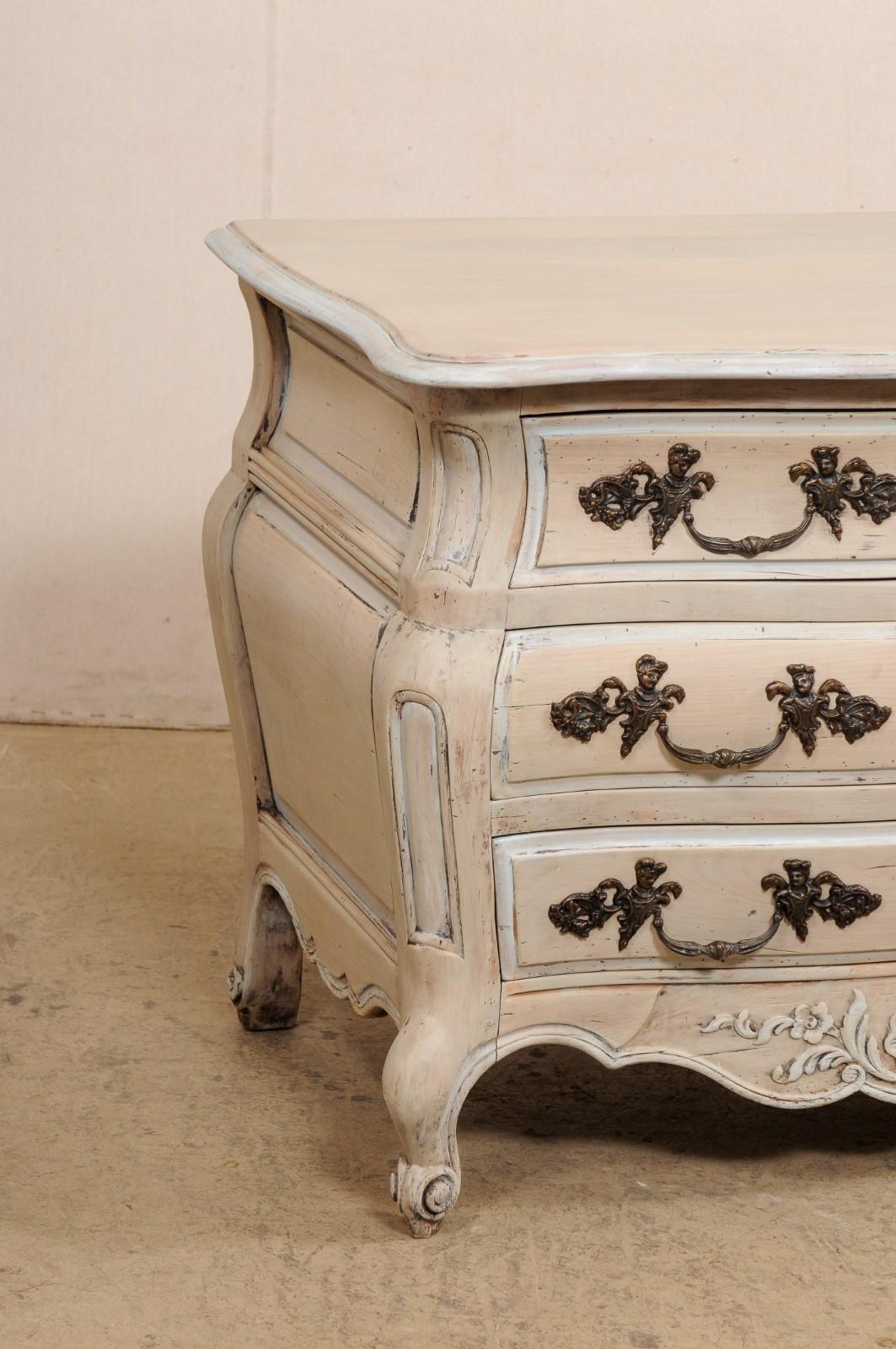 French Bombé Carved & Painted Wood Commode In Good Condition For Sale In Atlanta, GA