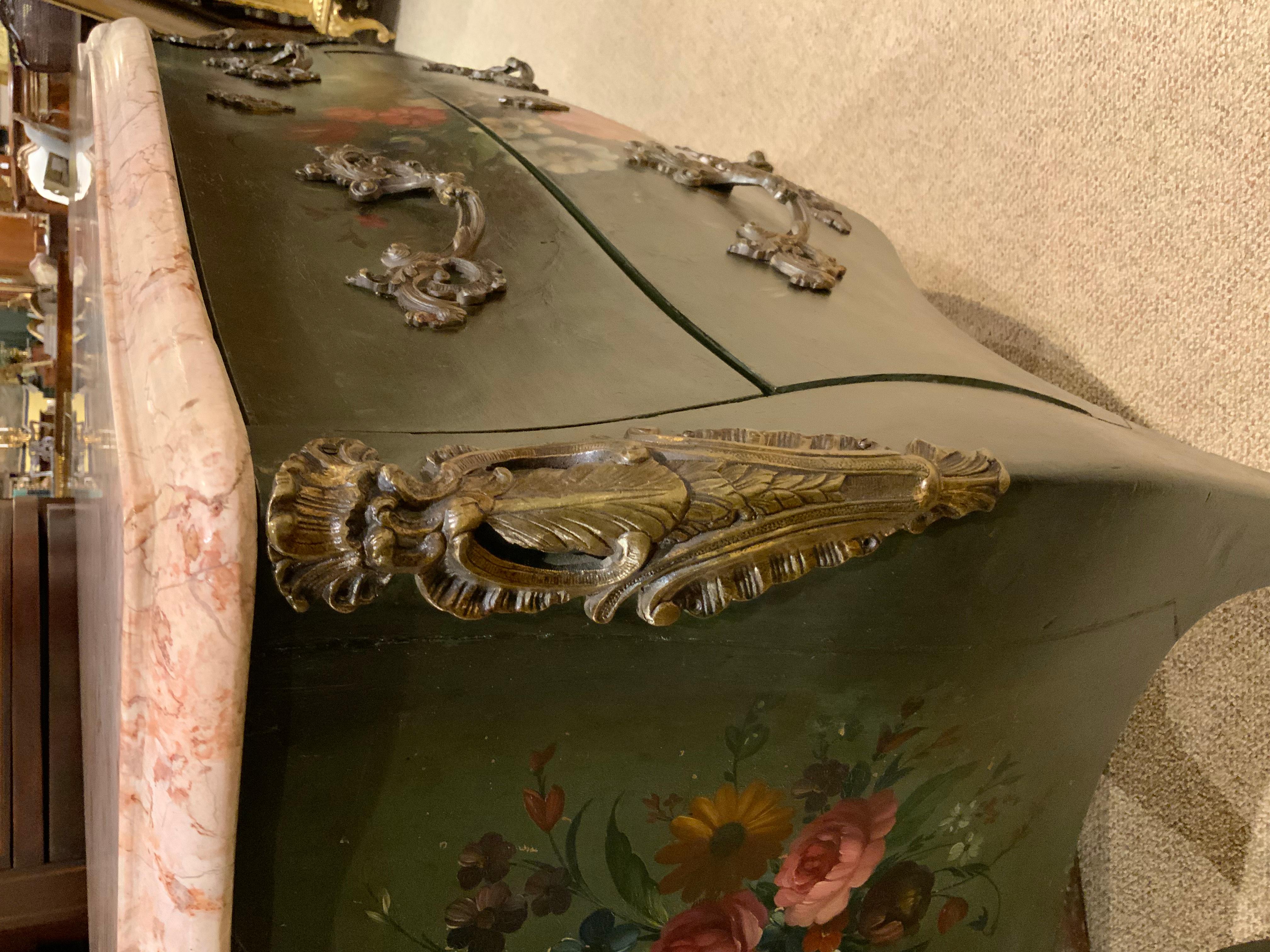 French Bombe Shaped Commode/Chest with Hand Painted Floral Design, Marble Top In Good Condition For Sale In Houston, TX