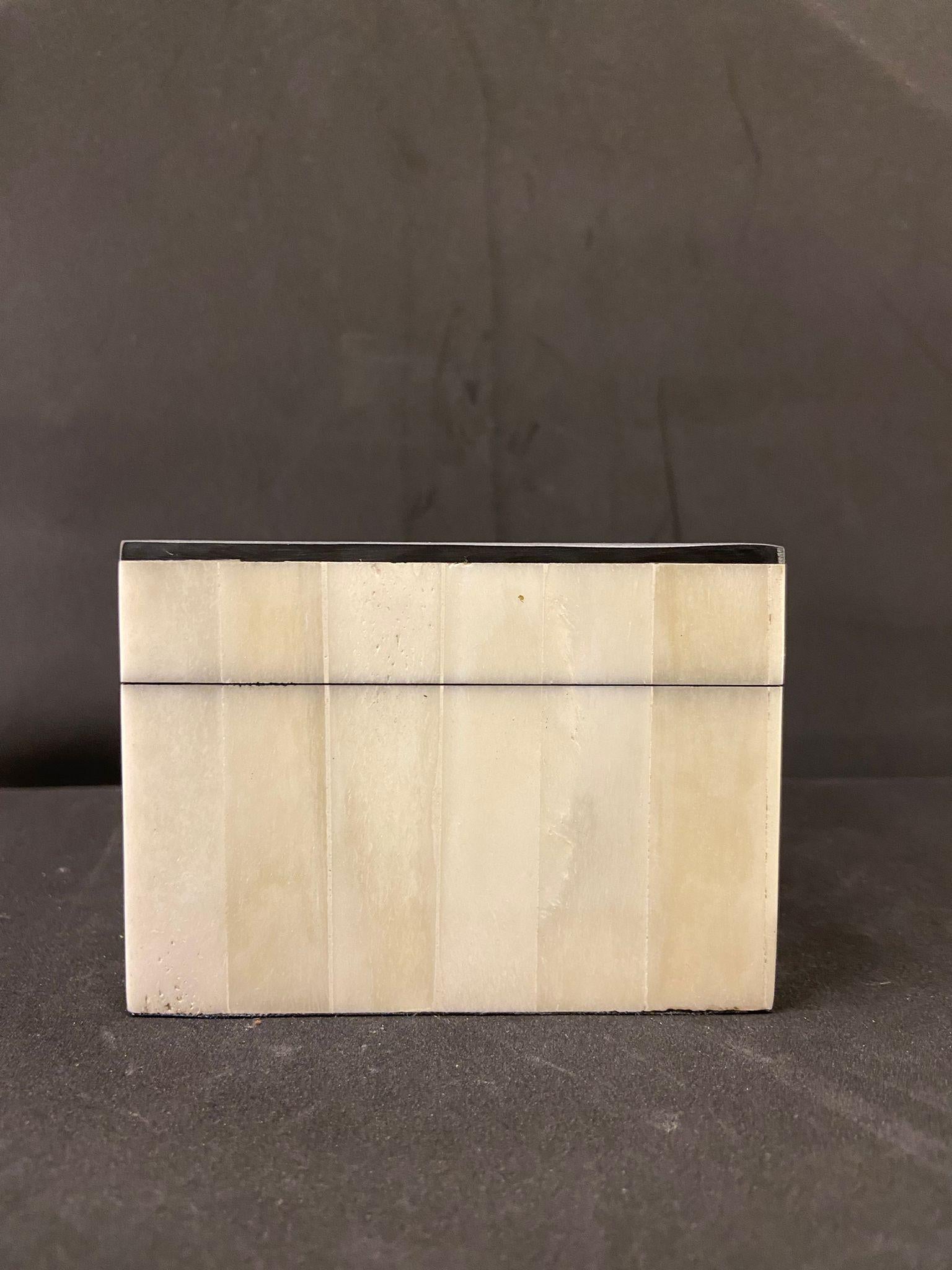 Briefkasten aus französischem Knochen, vintage im Angebot 6