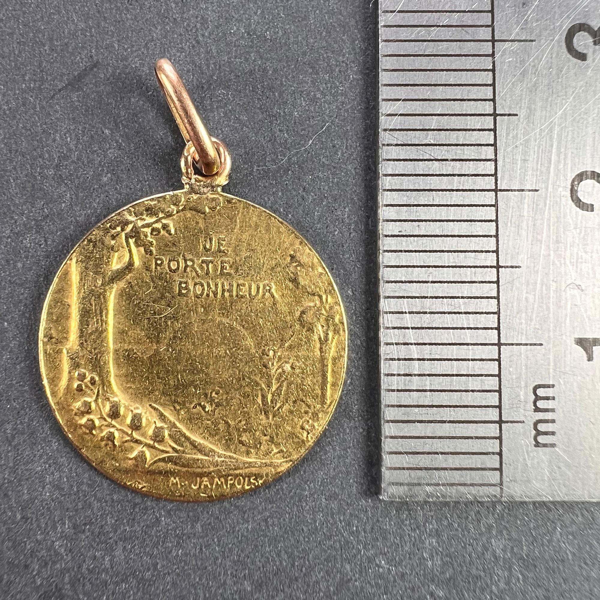 French Bonheur Good Luck 18K Yellow Gold Lucky Charm Medal Pendant For Sale 4