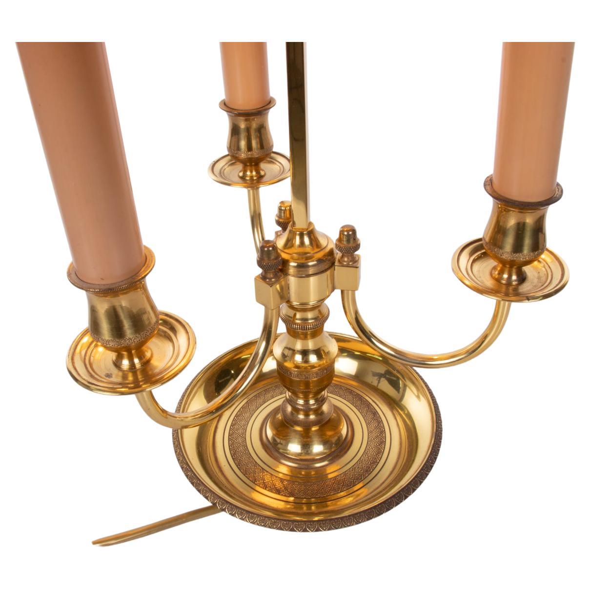 20ième siècle Lampe de table Bouillotte de style Louis XV de Bonze & Tole en vente