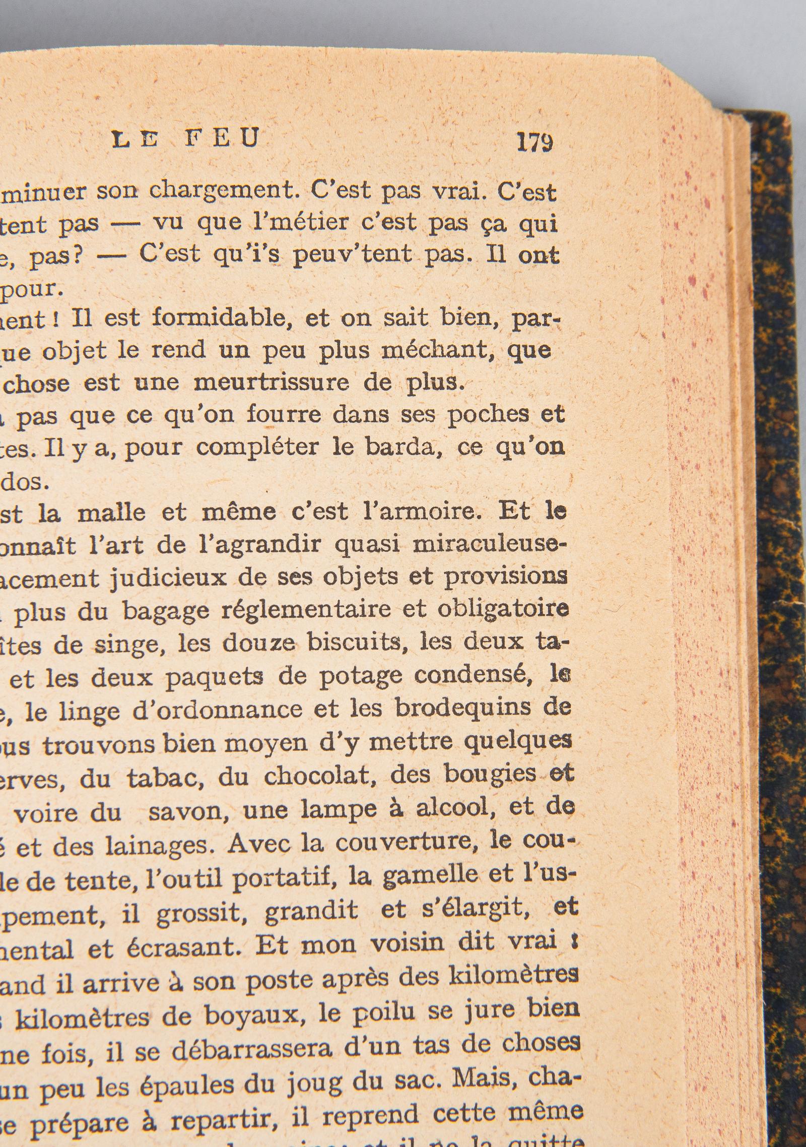 French Book, Le Feu, Journal d'une Escouade by Henri Barbusse, 1917 For Sale 2