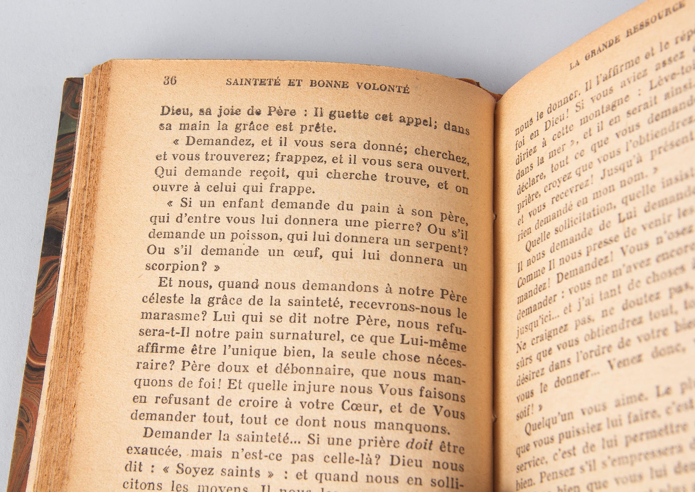 French Book Saintete et Bonne Volonte by P. Martial Lekeux, 1936 5