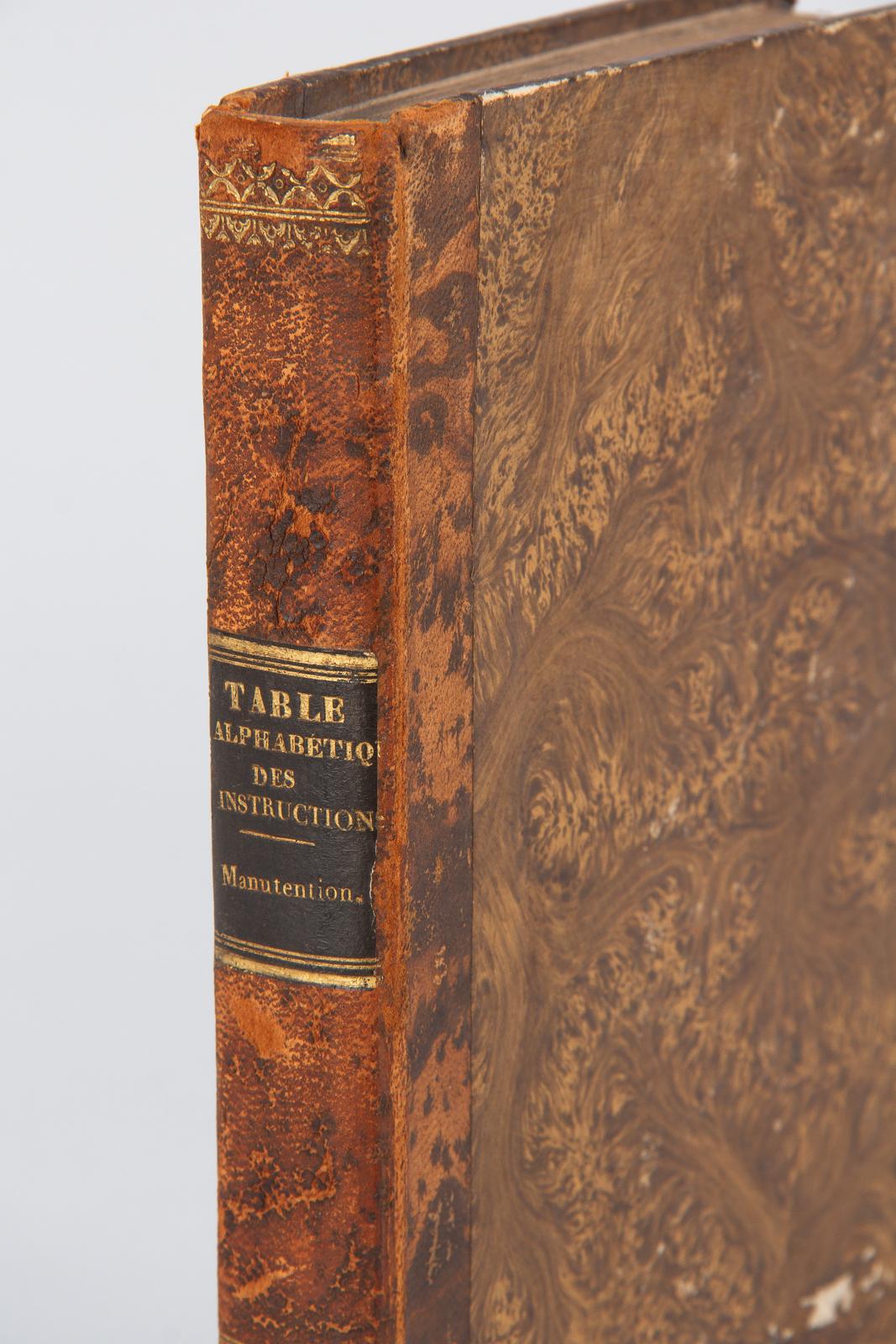 French Book Table Alphabetique Des Instructions, Manutention, 1835 In Good Condition For Sale In Austin, TX