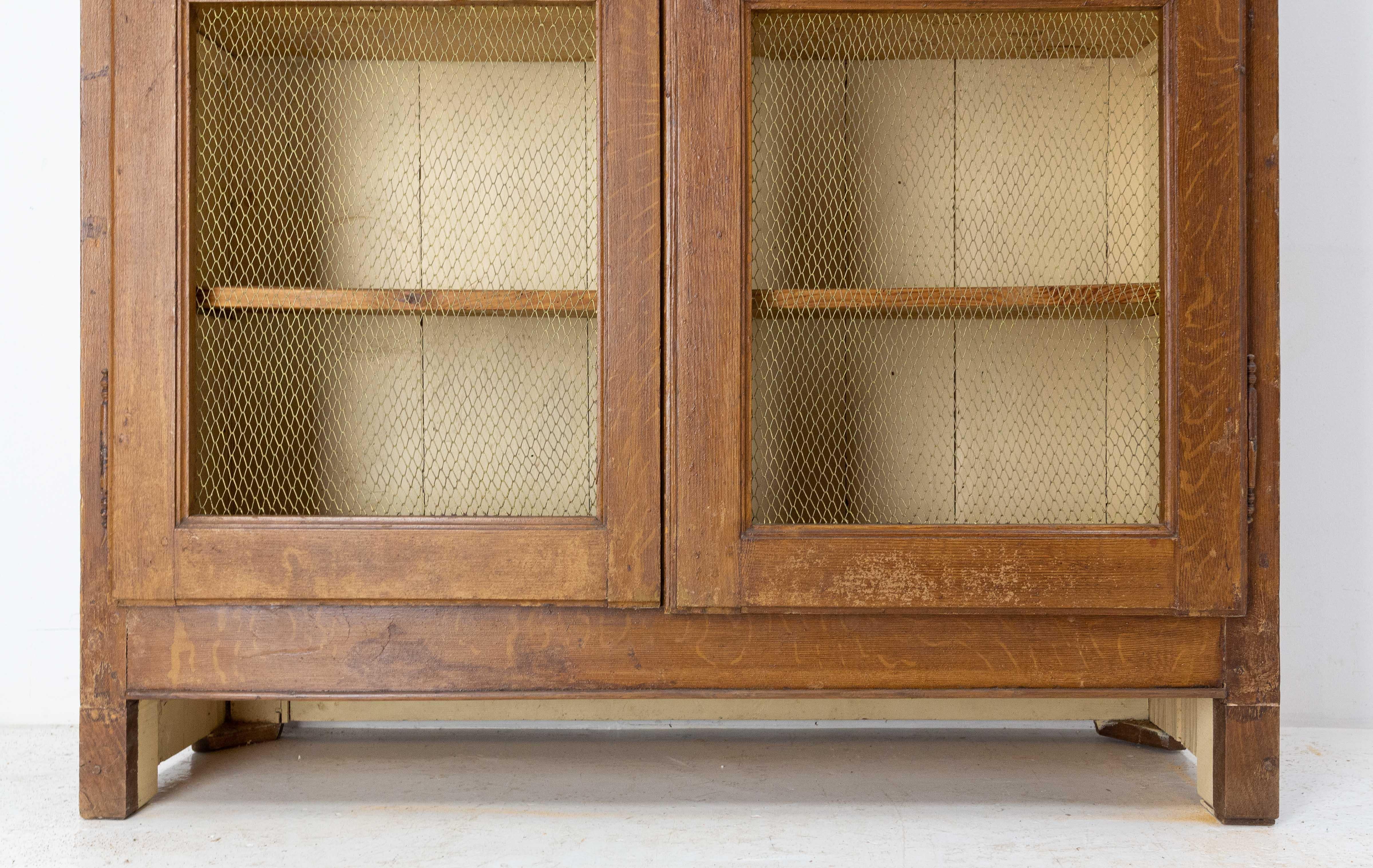 French Bookcase with Brass Mesh Doors Late 19th Century For Sale 2