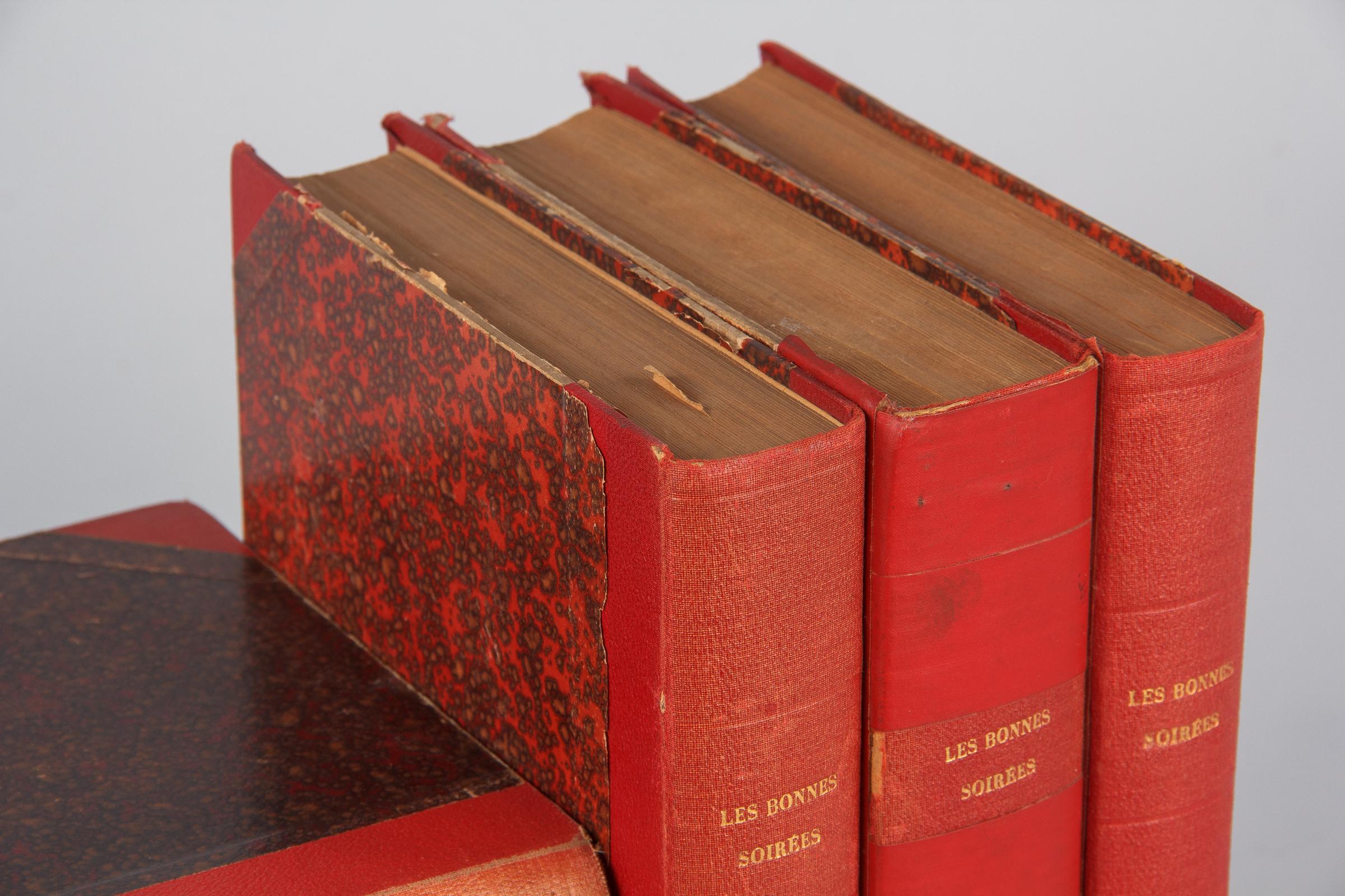Hard Bound Books-Les Bonnes Soirees, Belgium, 1924-1933 For Sale 5