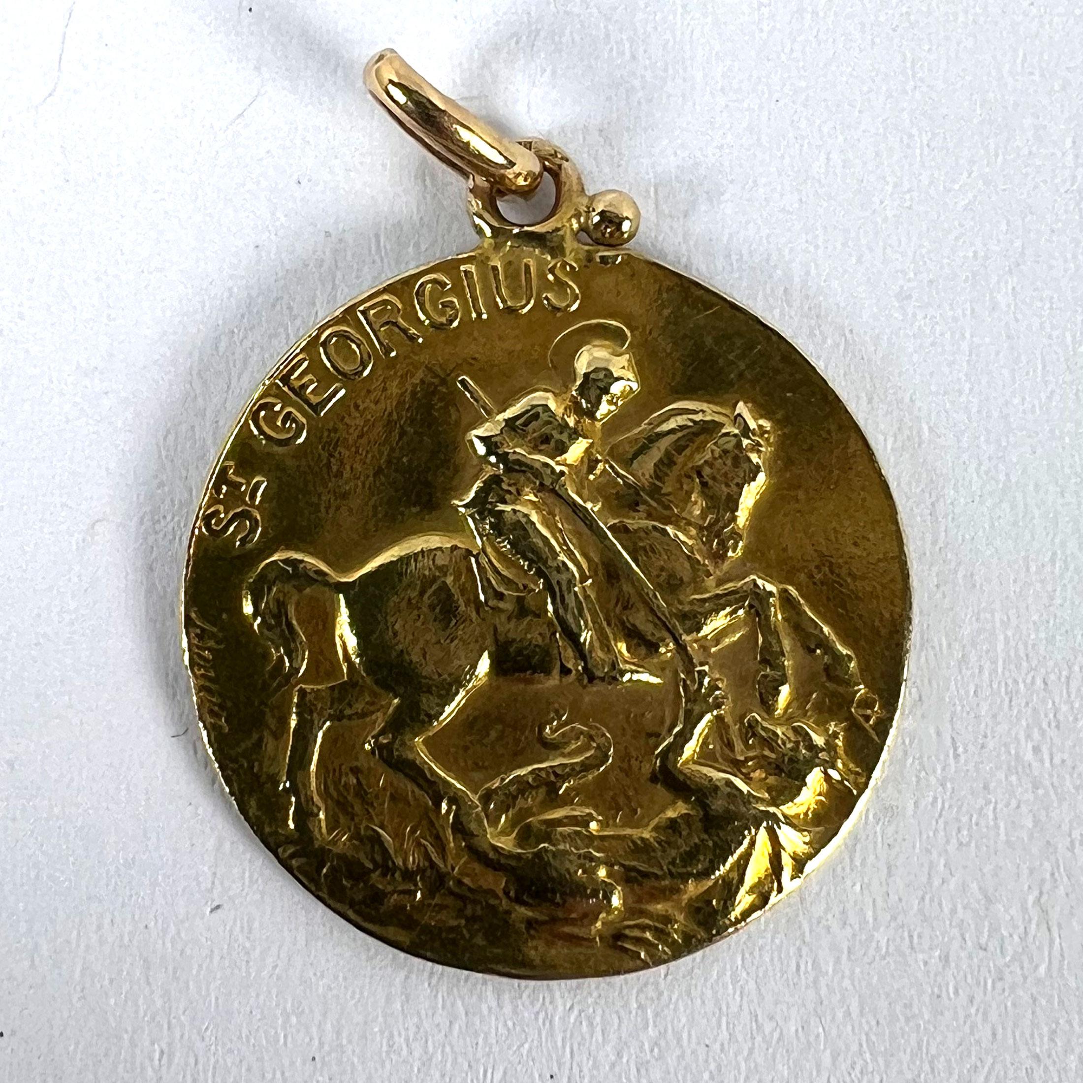 Bouix français St George Dragon Tempestate Securitas Pendentif Médaille en or jaune 18K en vente 8