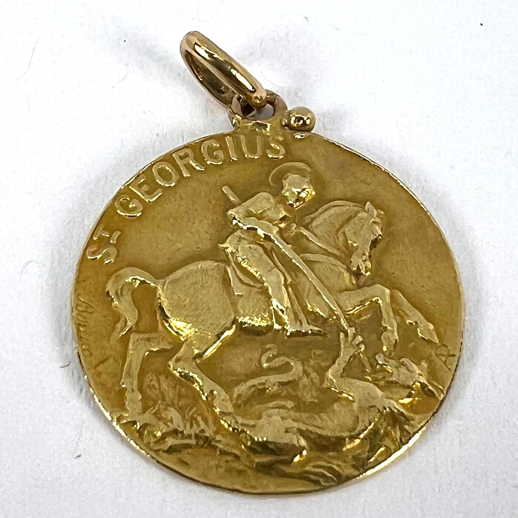 Bouix français St George Dragon Tempestate Securitas Pendentif Médaille en or jaune 18K en vente 9