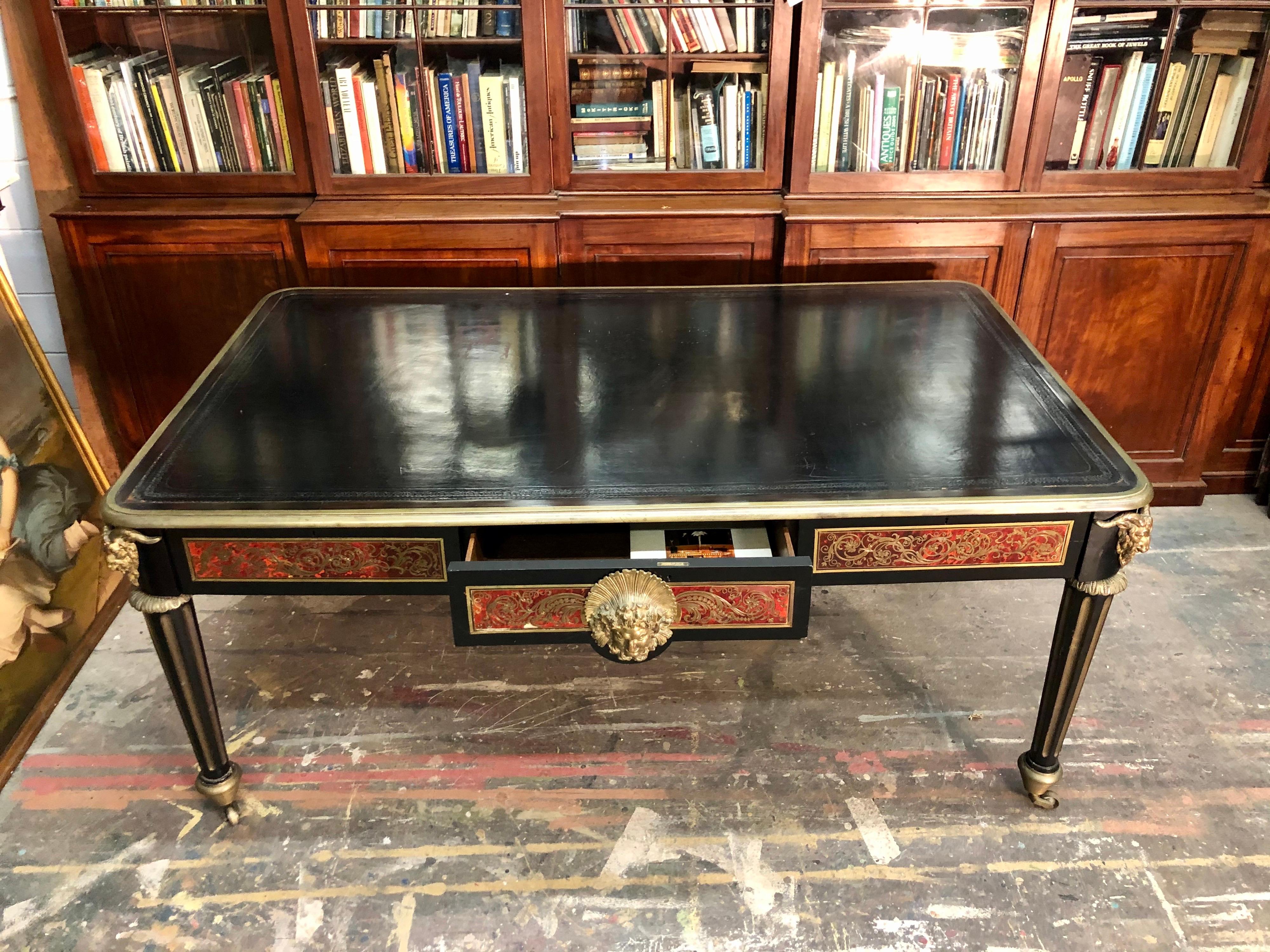 French Boulle Bureau Plat  / Library Table, Late 18th Century For Sale 8