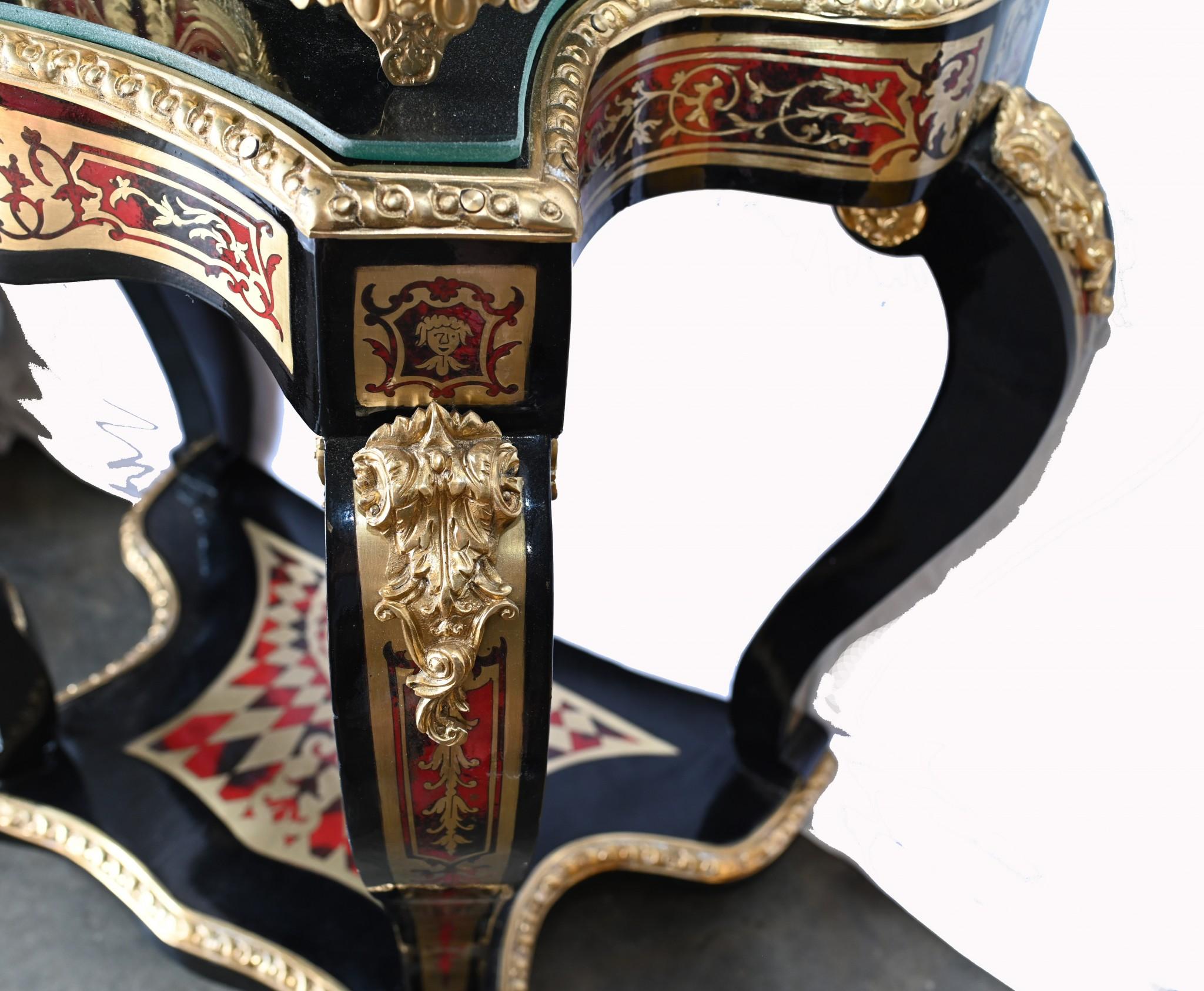 Französisch Boulle Uhr auf Stand Louis XVI vergoldet Intarsie im Angebot 4