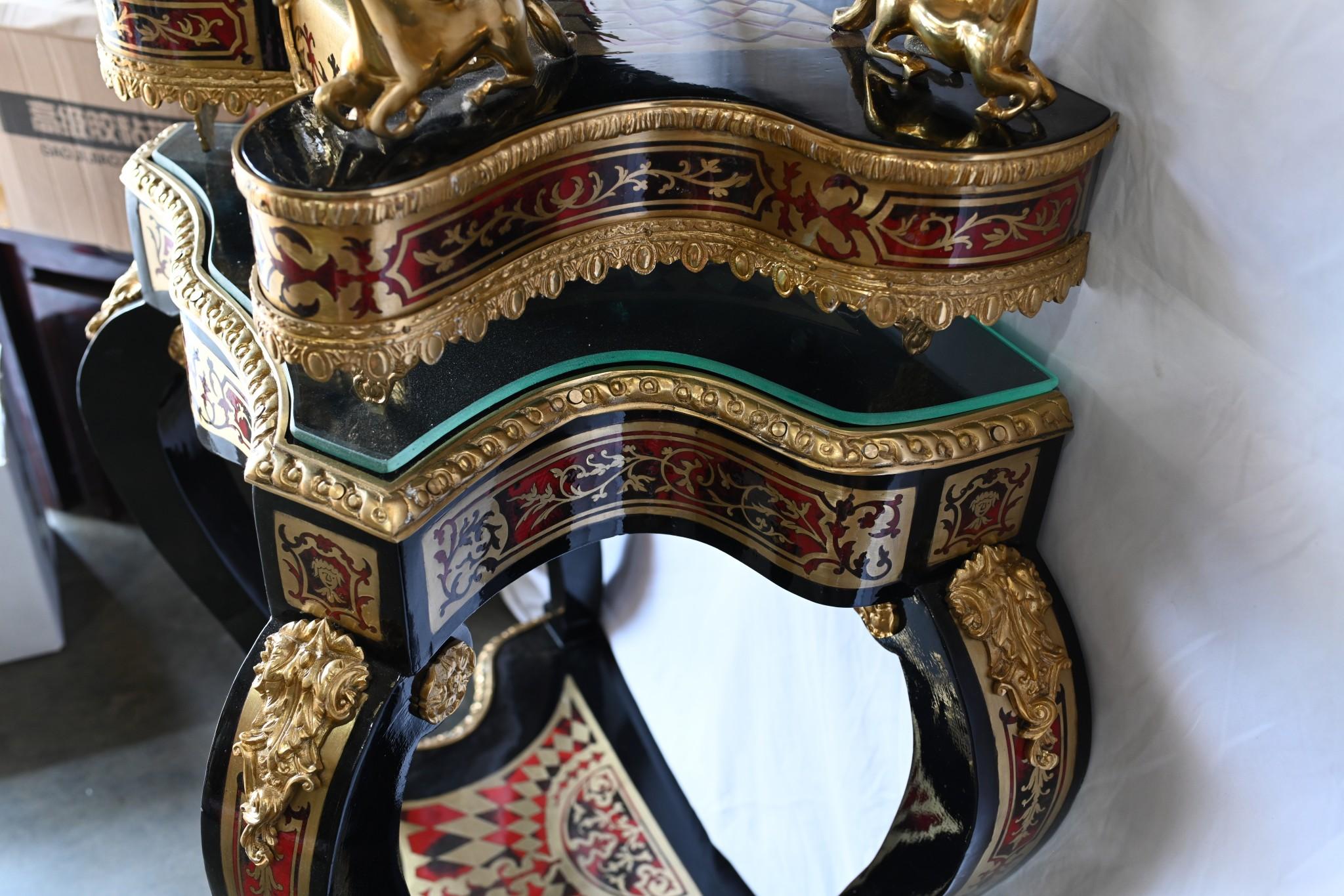 Französisch Boulle Uhr auf Stand Louis XVI vergoldet Intarsie im Angebot 9