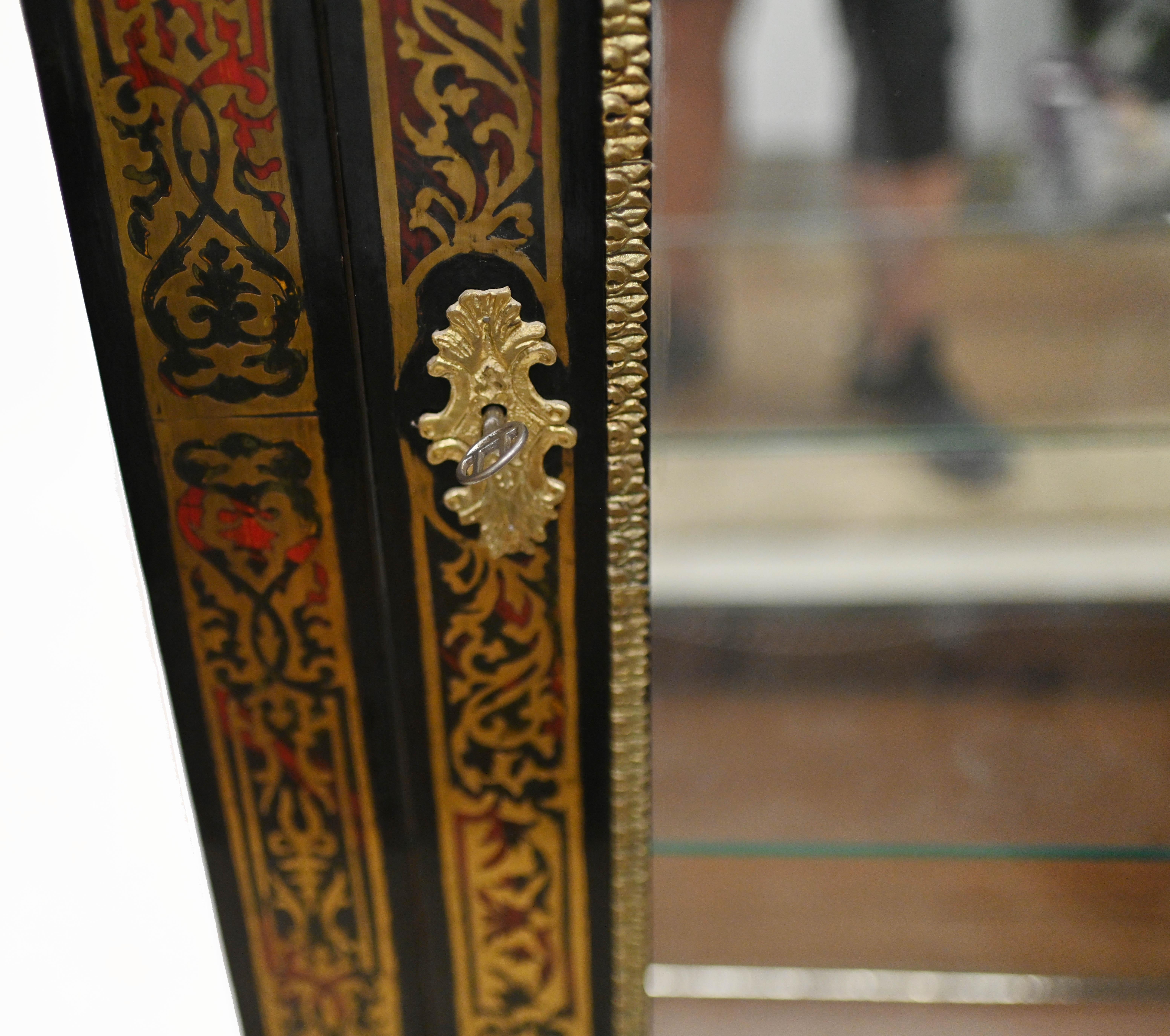 Late 20th Century French Boulle Display Cabinet Bijouterie Inlay For Sale