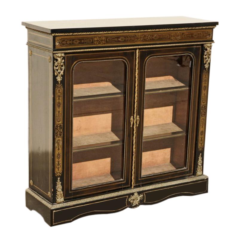 Beautiful 19th century French Napoleon III Boulle ebonized two door vitrine cabinet. 
An ebonized rectangular wooden top, over a brass inlay frieze decorated in a floral and scroll motif, above two glass doors mounted with gilt bronze escutcheons,