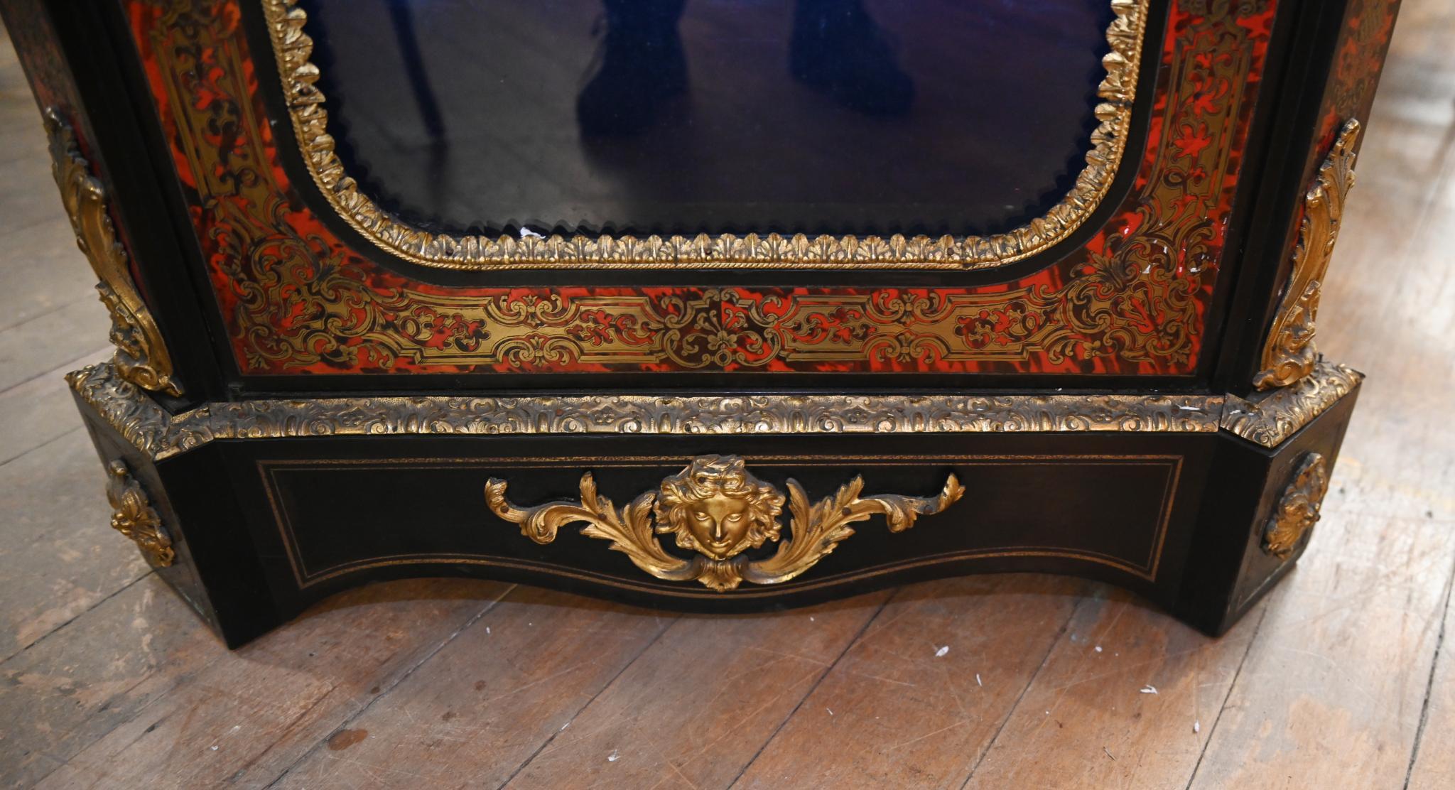French Boulle Pier Cabinet Side Display French Inlay 1880 In Good Condition For Sale In Potters Bar, GB