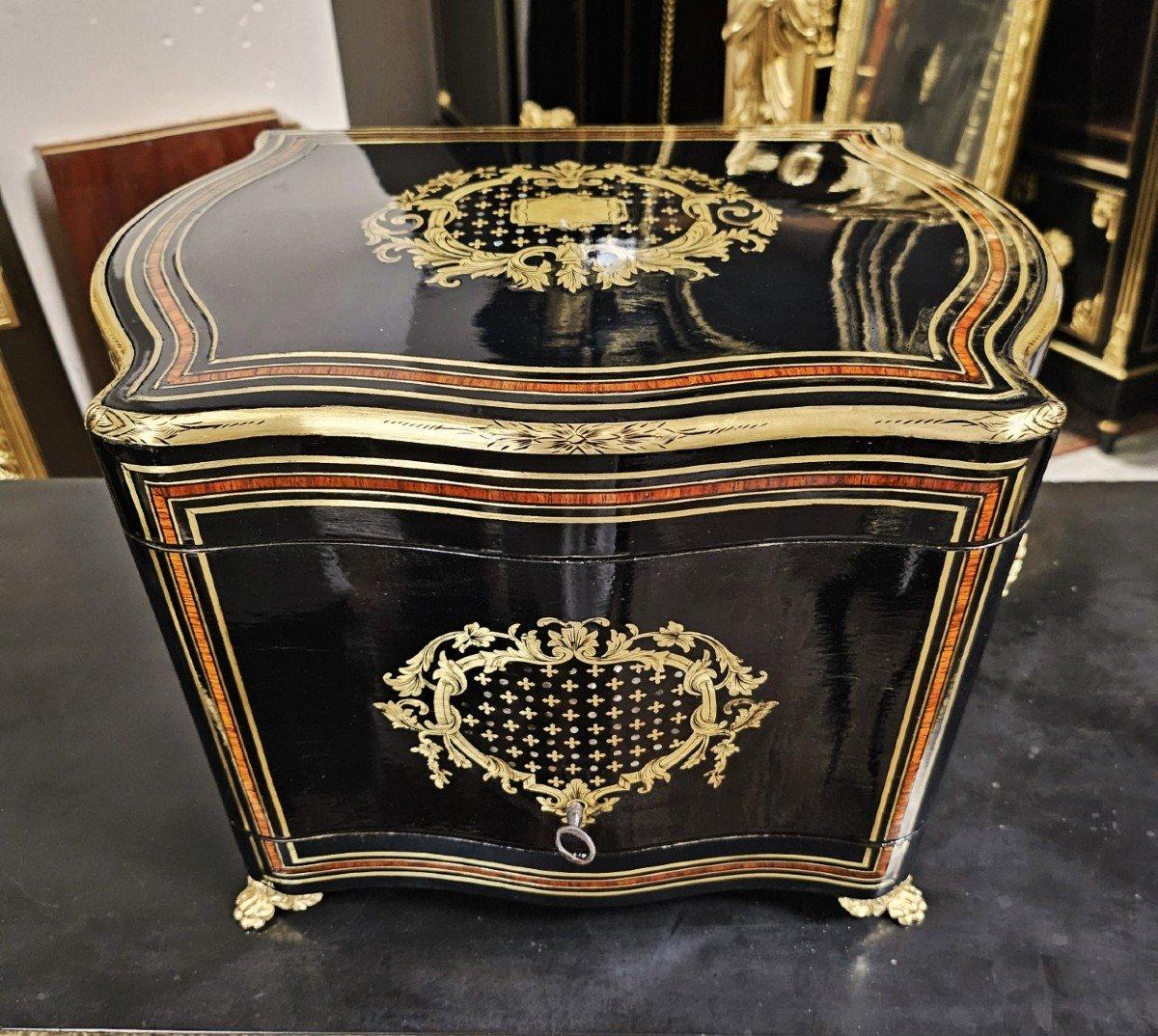 boulle bar