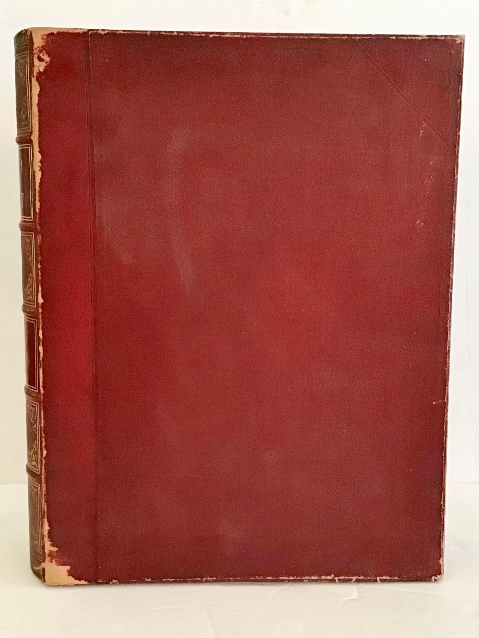 French Box Case in a Book Shape In Good Condition For Sale In Los Angeles, CA