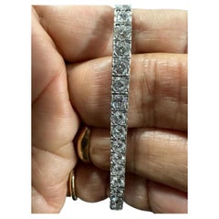 Bracelet français serti de diamants 