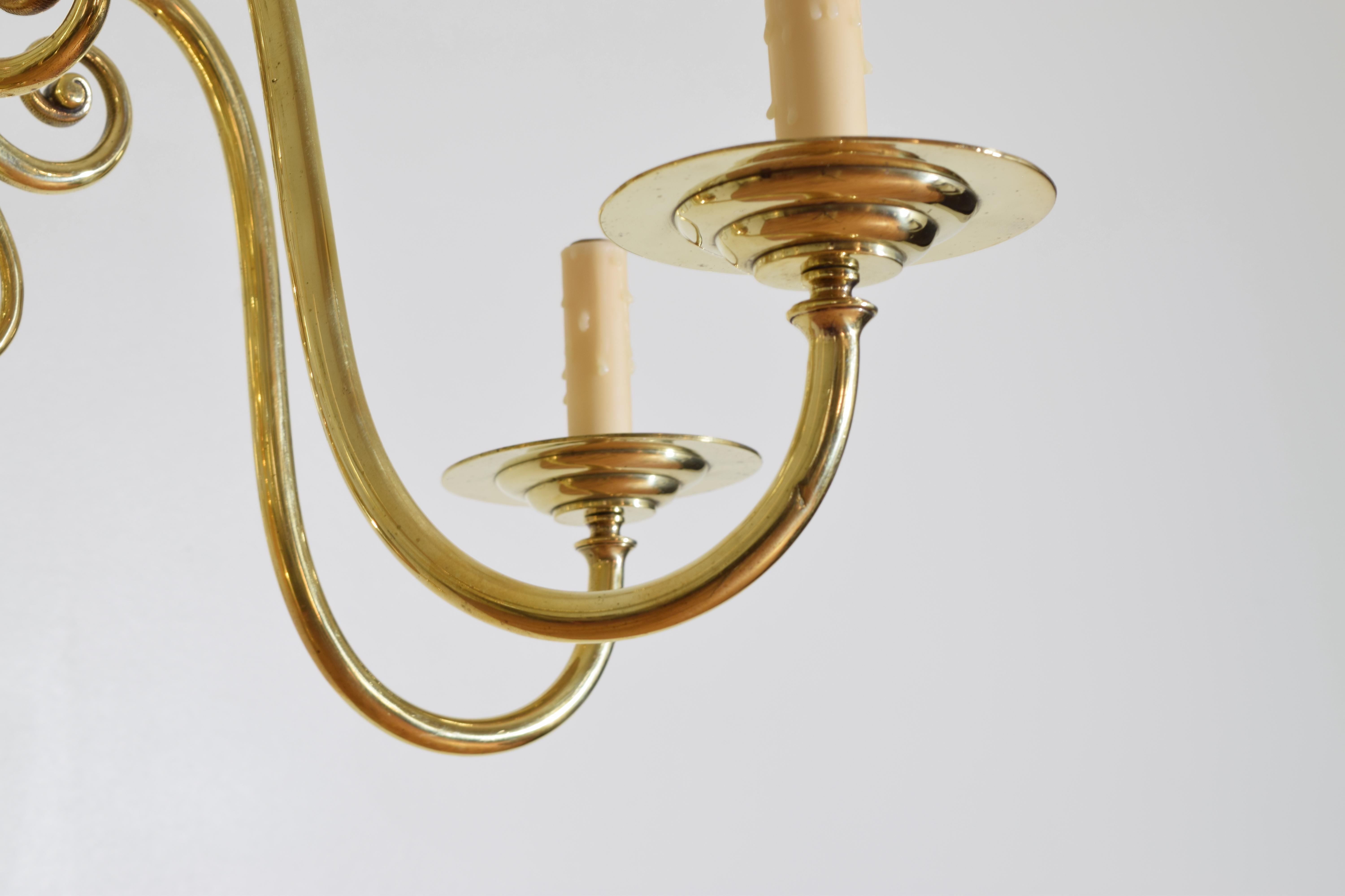 French Brass 6-Arm Chandelier in the Dutch Style, 1st Half 20th Century For Sale 4