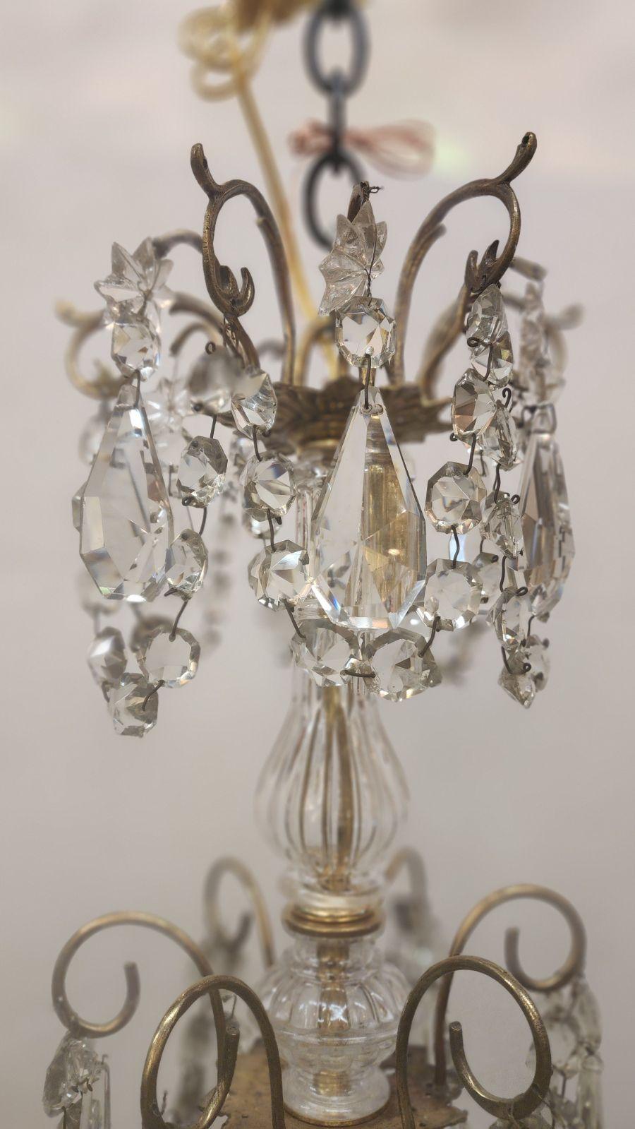 XX secolo Lampadario francese in ottone e cristallo in vendita