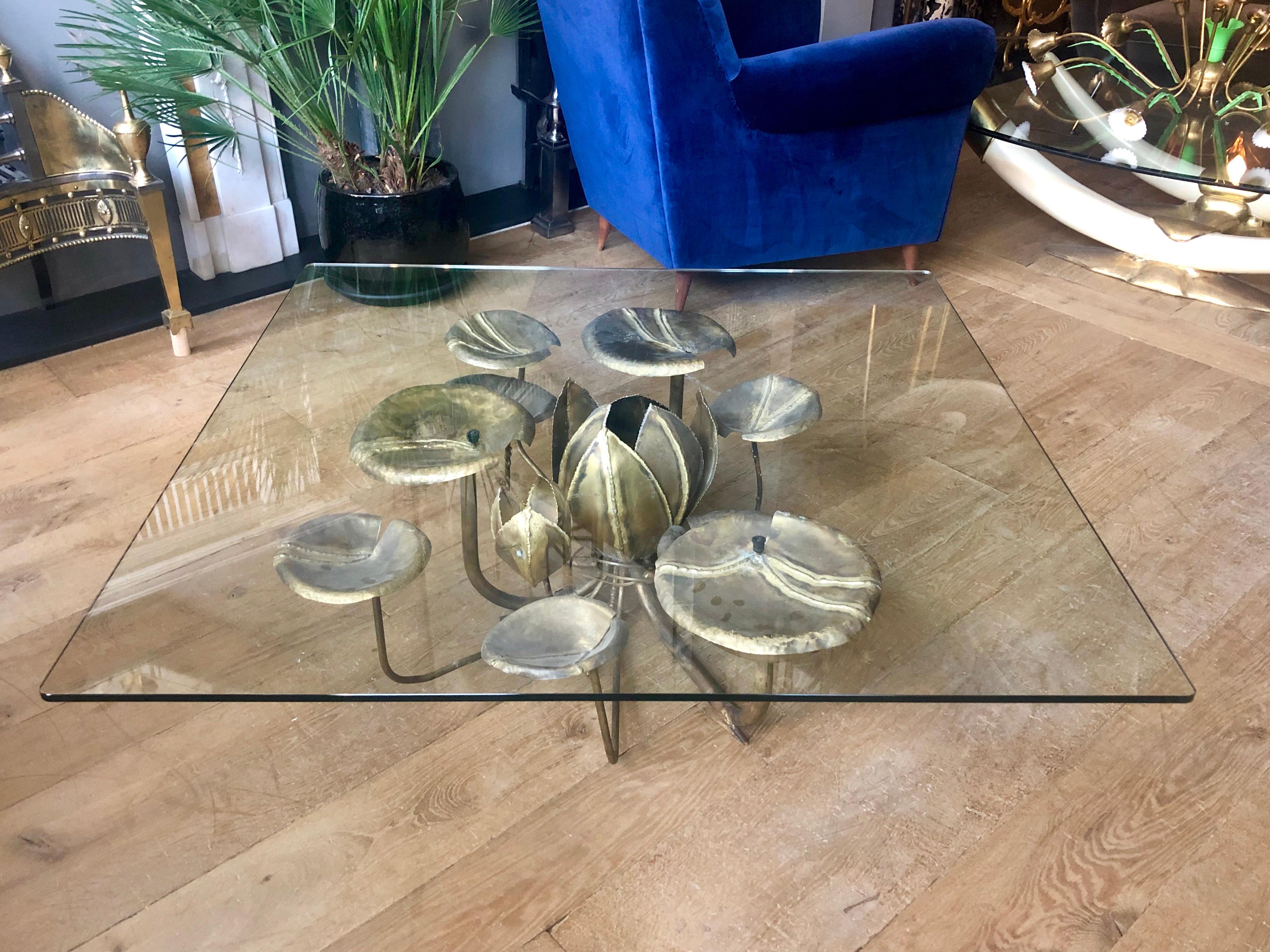 lily pad table