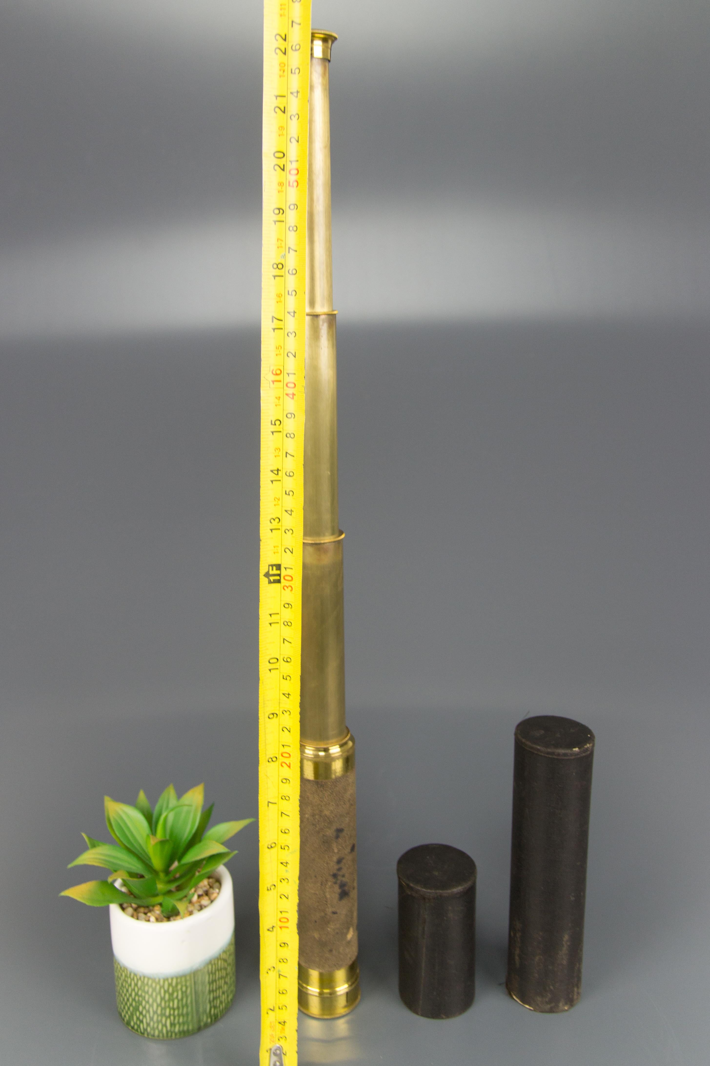 French Brass and Leather Three Draw Telescope, Late 19th Century For Sale 12