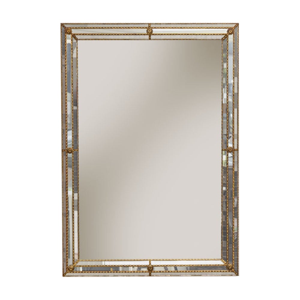 Specchio con perline in ottone francese in vendita