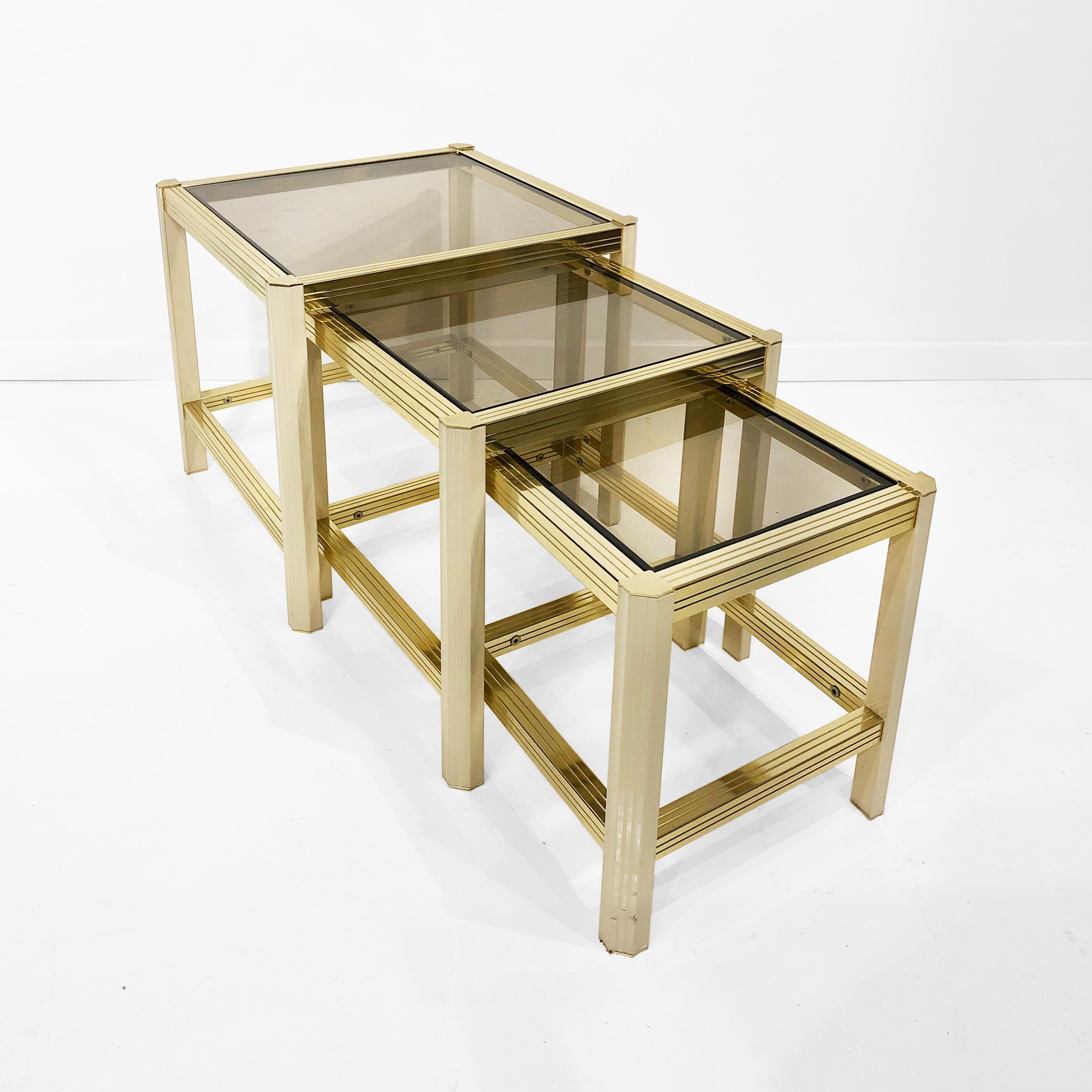 French Brass Beige Nesting Tables 1970s Hollywood Regency Smoked Glass Side Sofa In Good Condition In London, GB