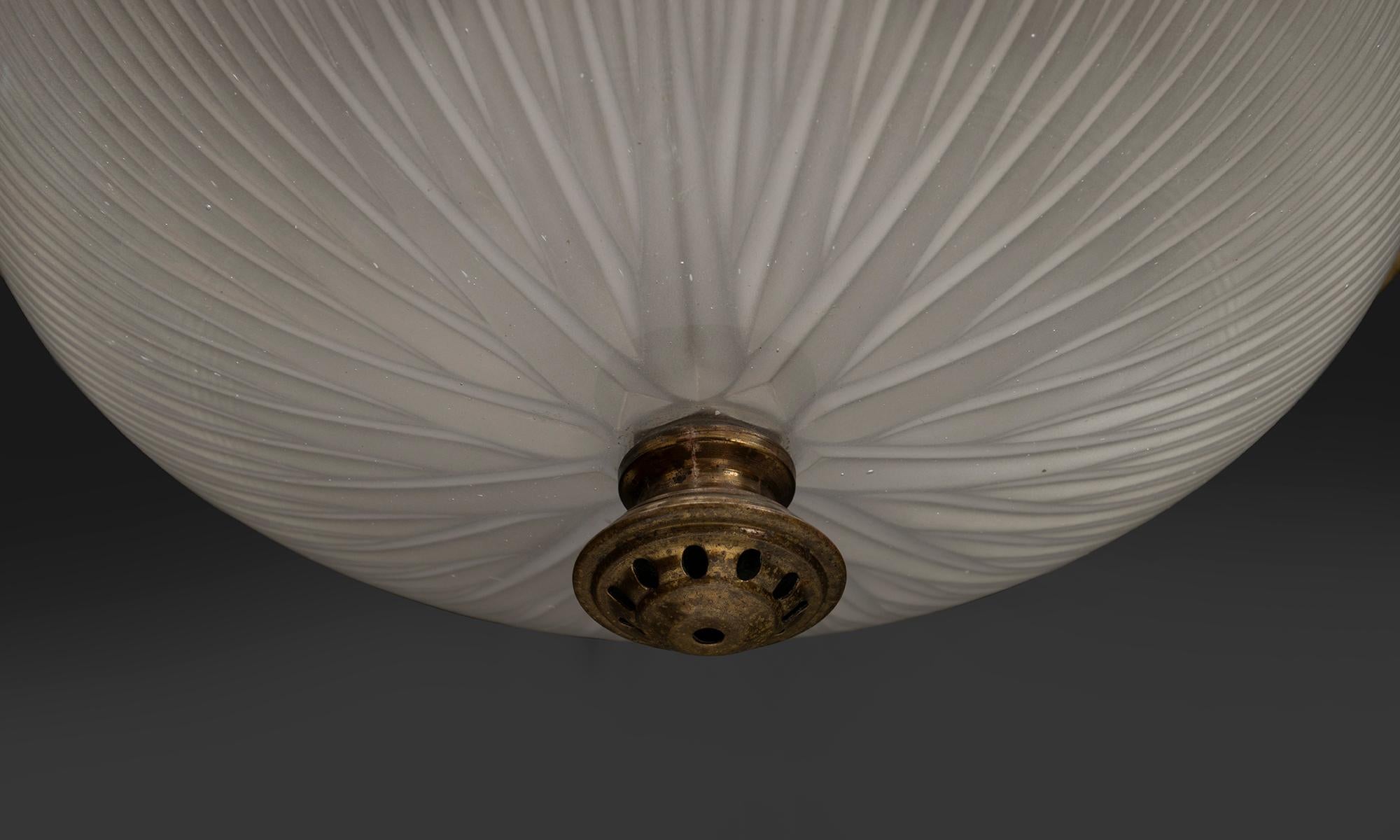Ottone Lampada a sospensione da soffitto Holophane a gabbia in ottone francese, Inghilterra 1930 in vendita