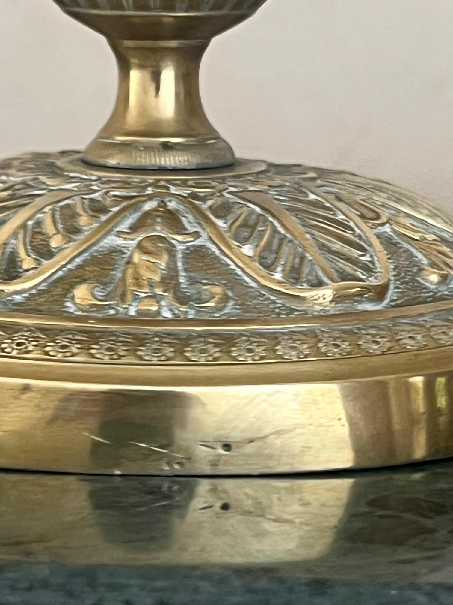 Candelieri francesi in ottone - Set di 2, CIRCA 1830 in vendita 9