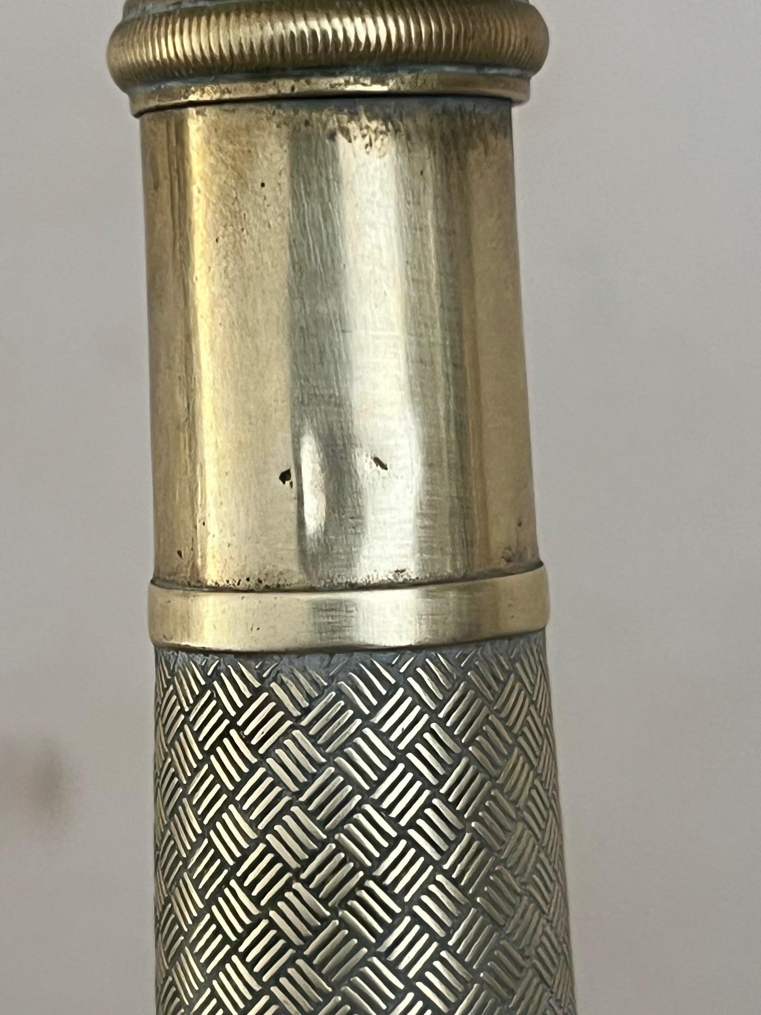 Candelieri francesi in ottone - Set di 2, CIRCA 1830 in vendita 10