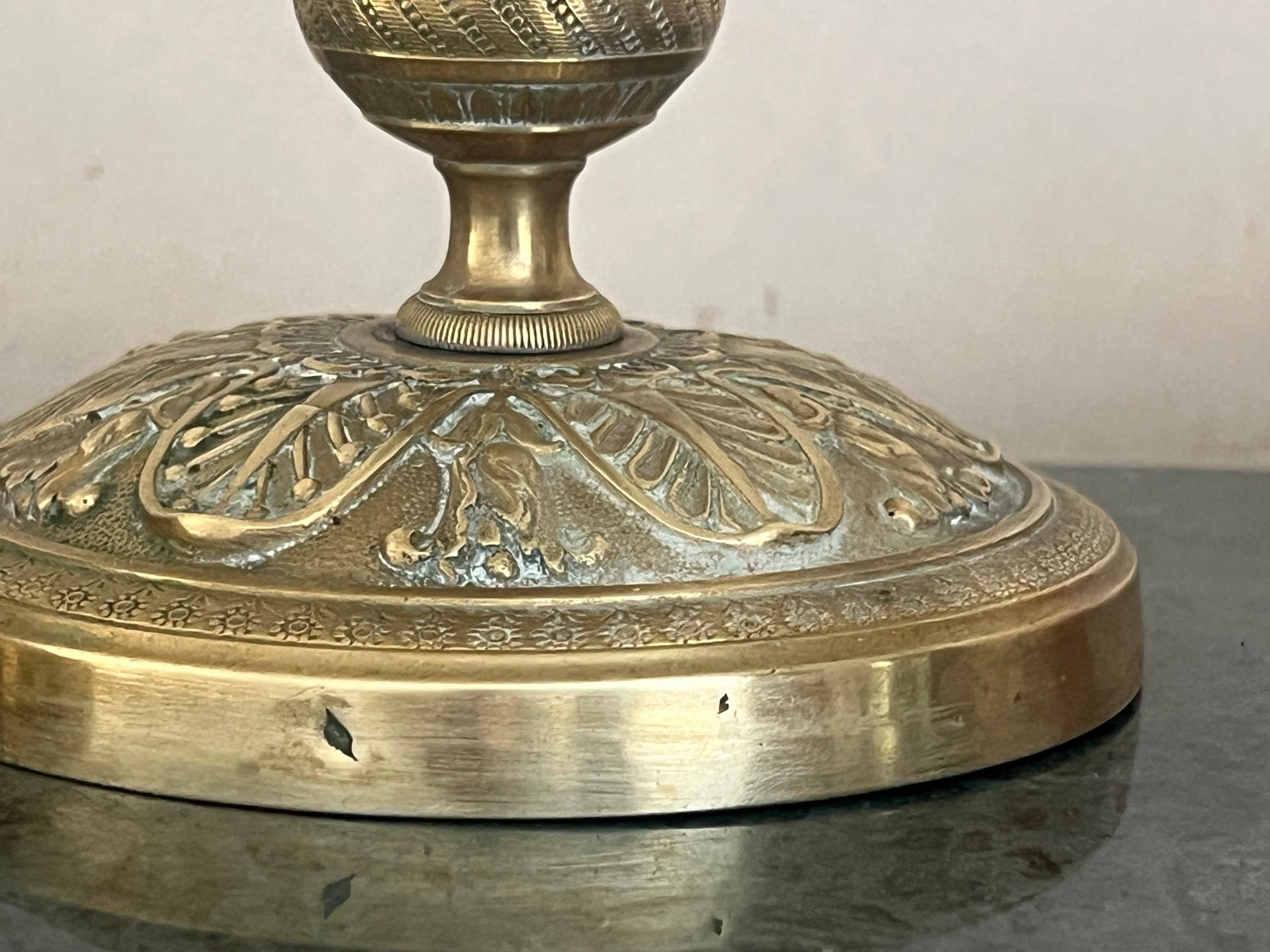 Candelieri francesi in ottone - Set di 2, CIRCA 1830 in vendita 11