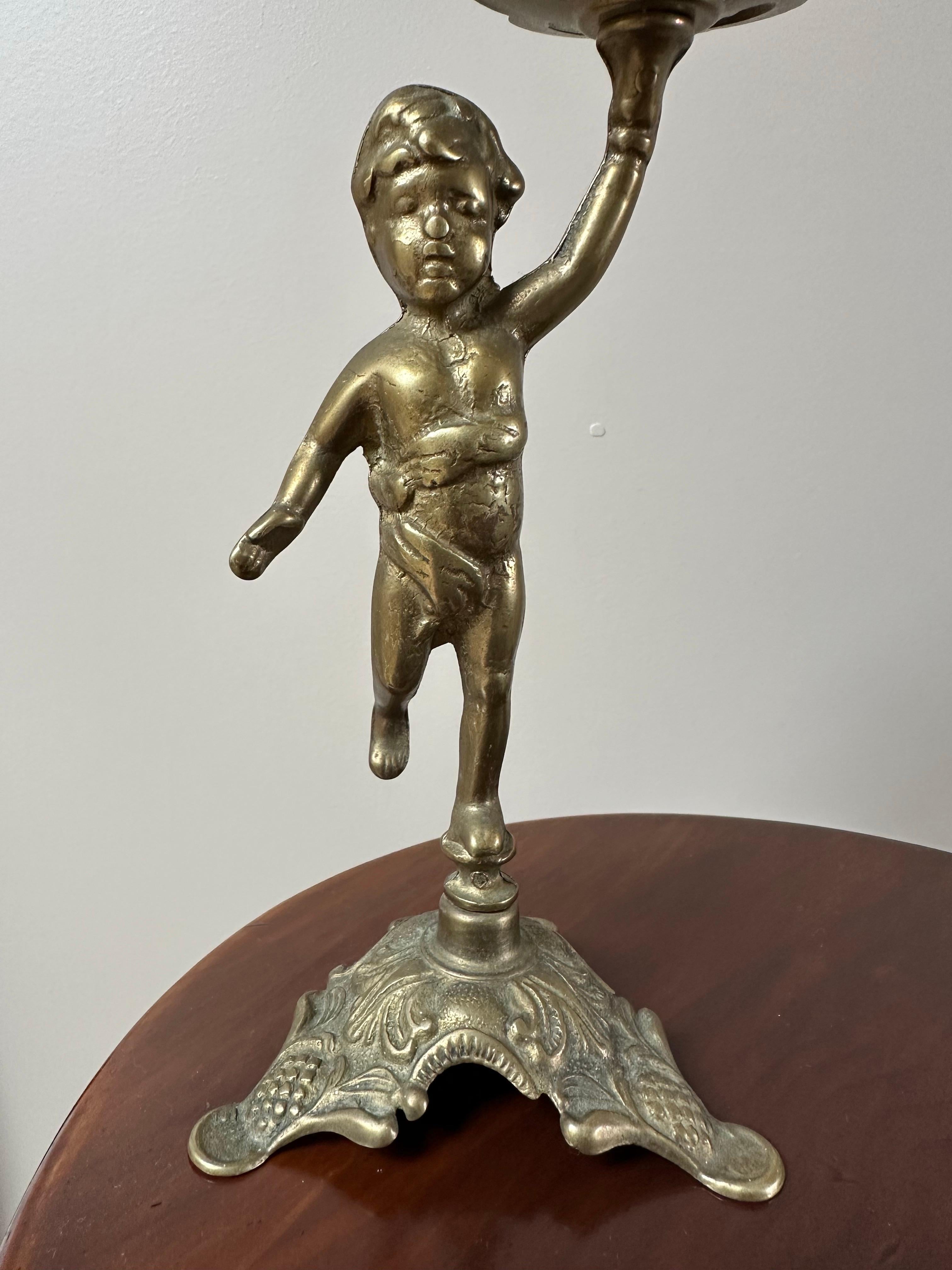 Portacandele Cherubini in ottone francese, set di 2 in vendita 6