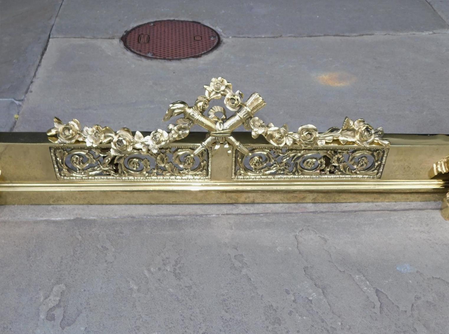 Cast French Brass Flanking Flame Urn Finial Foliage & Swag Fireplace Chenet, C. 1790 For Sale