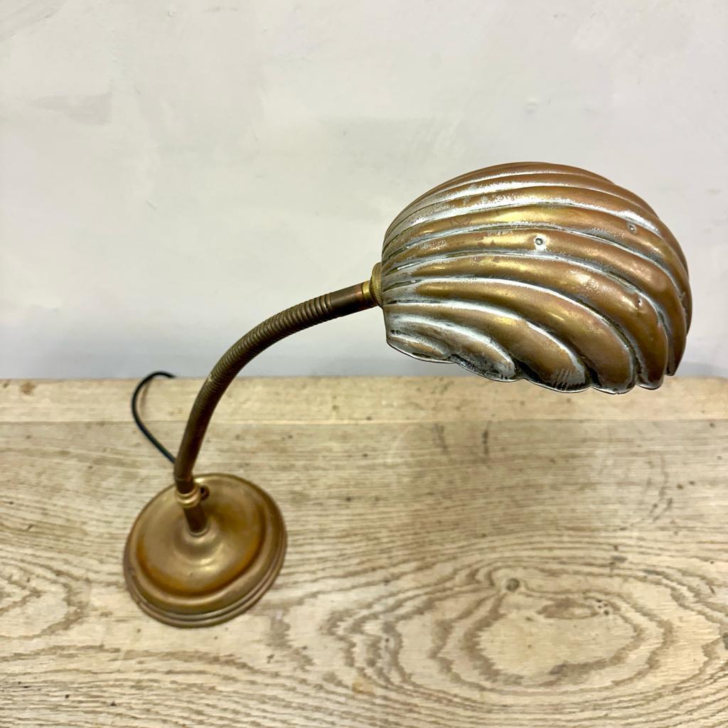 Brass, oversized shell shade lamp.
Flexible stem. 
This will be fully wired and PAT tested.
France, circa 1920.

Height - 57 cm- completely upright
Base Diameter - 15 cm
Shade - 16 cm x 13.5 cm

Please message if any further info or photos are