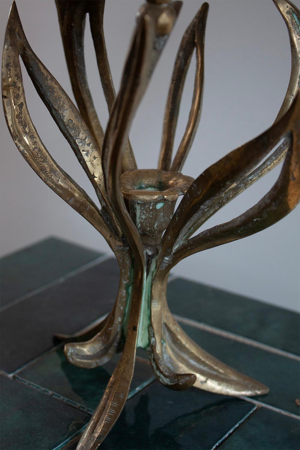 Französisch Messing Handmade Art Nouveau Blume Kerzenständer (Eisen) im Angebot