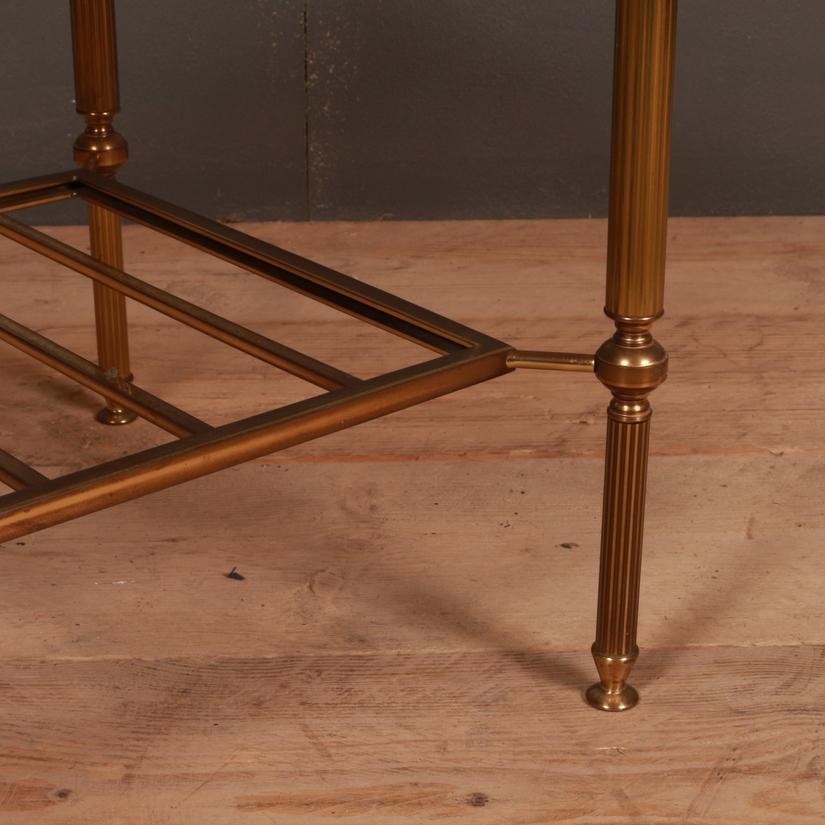French Brass Lamp Table In Good Condition For Sale In Leamington Spa, Warwickshire