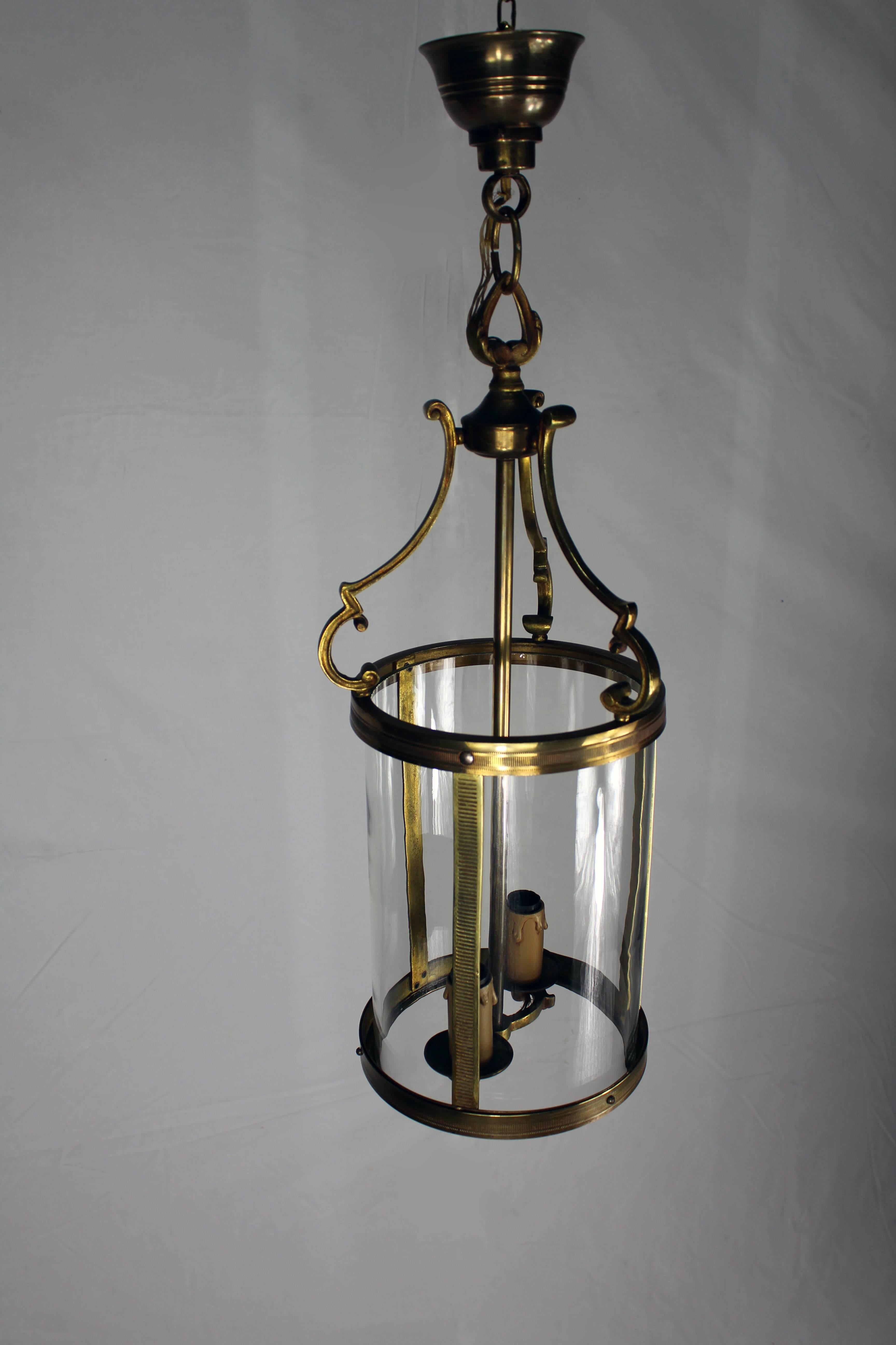 Lantern made of brass and glass. Made in France, circa 1950. 
Good conditions.