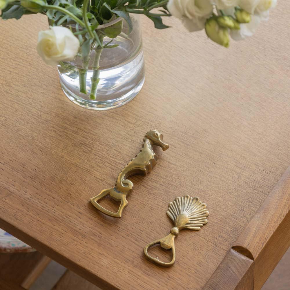 Seepferdchen-Flaschenöffner aus französischem Messing (Französisch) im Angebot