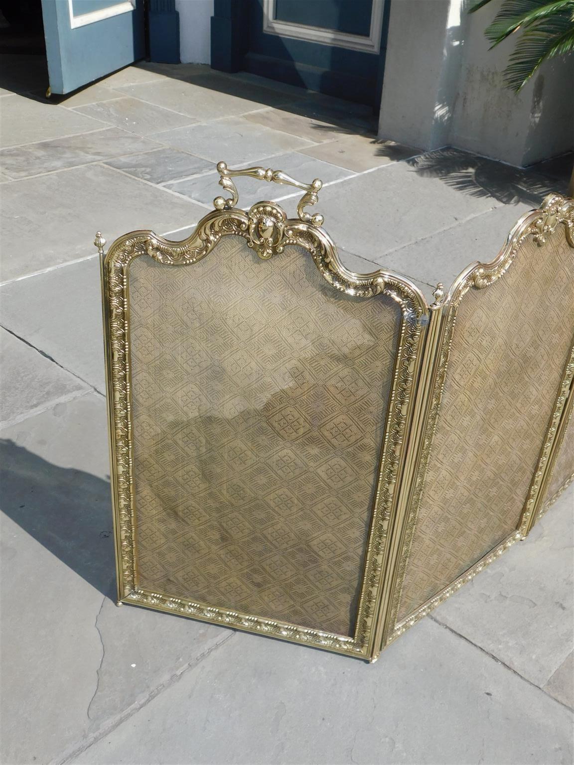 French Brass Serpentine Four Panel Decorative Foliage Fire Place Screen, C. 1830 In Excellent Condition For Sale In Hollywood, SC