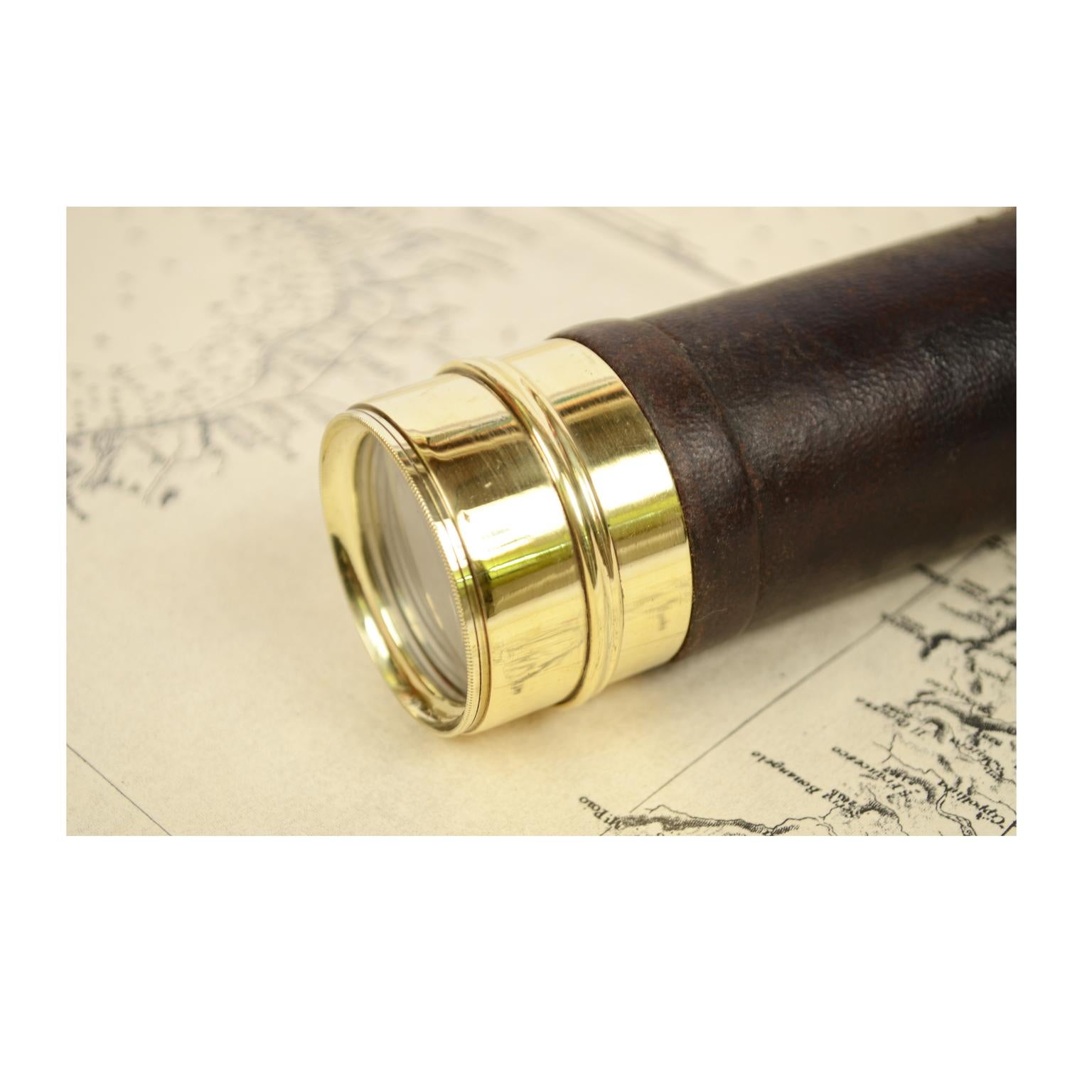 French Brass Telescope with Leather-Covered Handle, 1860 In Good Condition In Milan, IT