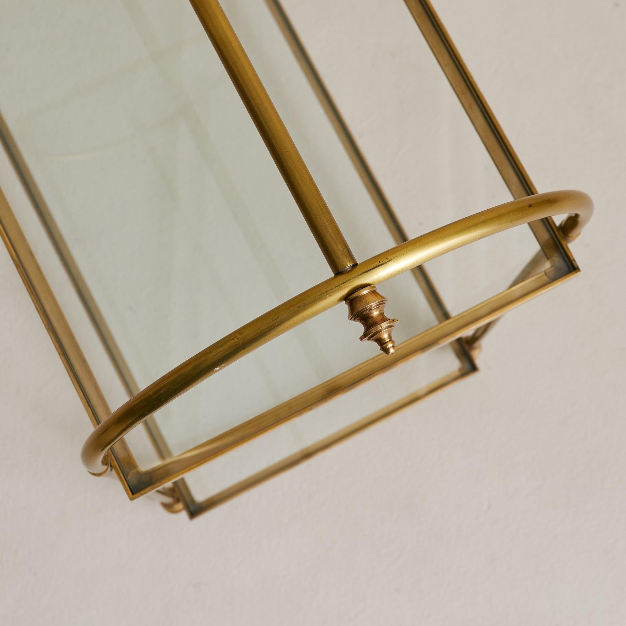 French Brass Two-Tier Side Table in the Manner of Maison Jansen, 1940s For Sale 3