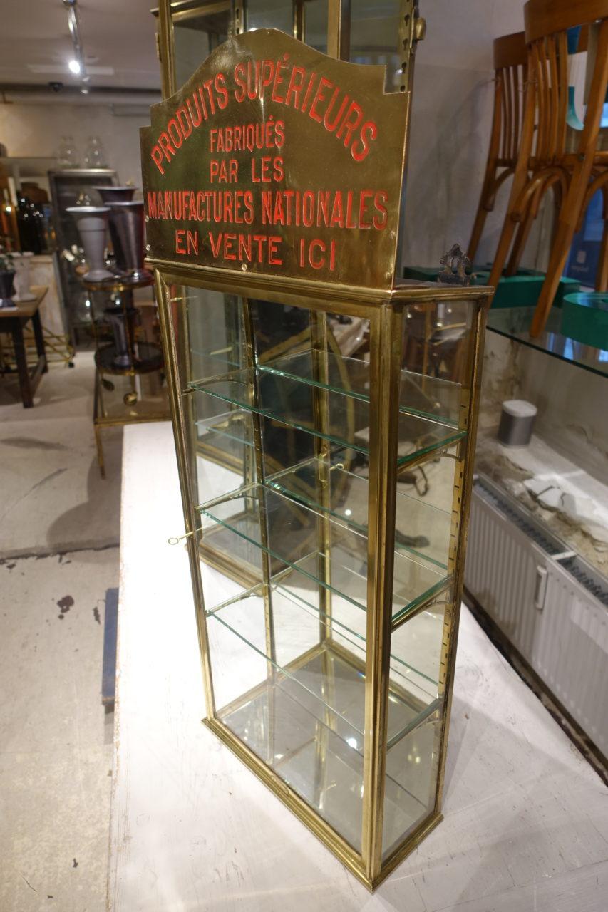French Brass Wall Display Cabinet, Early 1900s (Messing)
