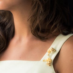 Paar französische Braun-Broschen, Rubin 18 Karat Gelbgold Perlen, 1950er Jahre