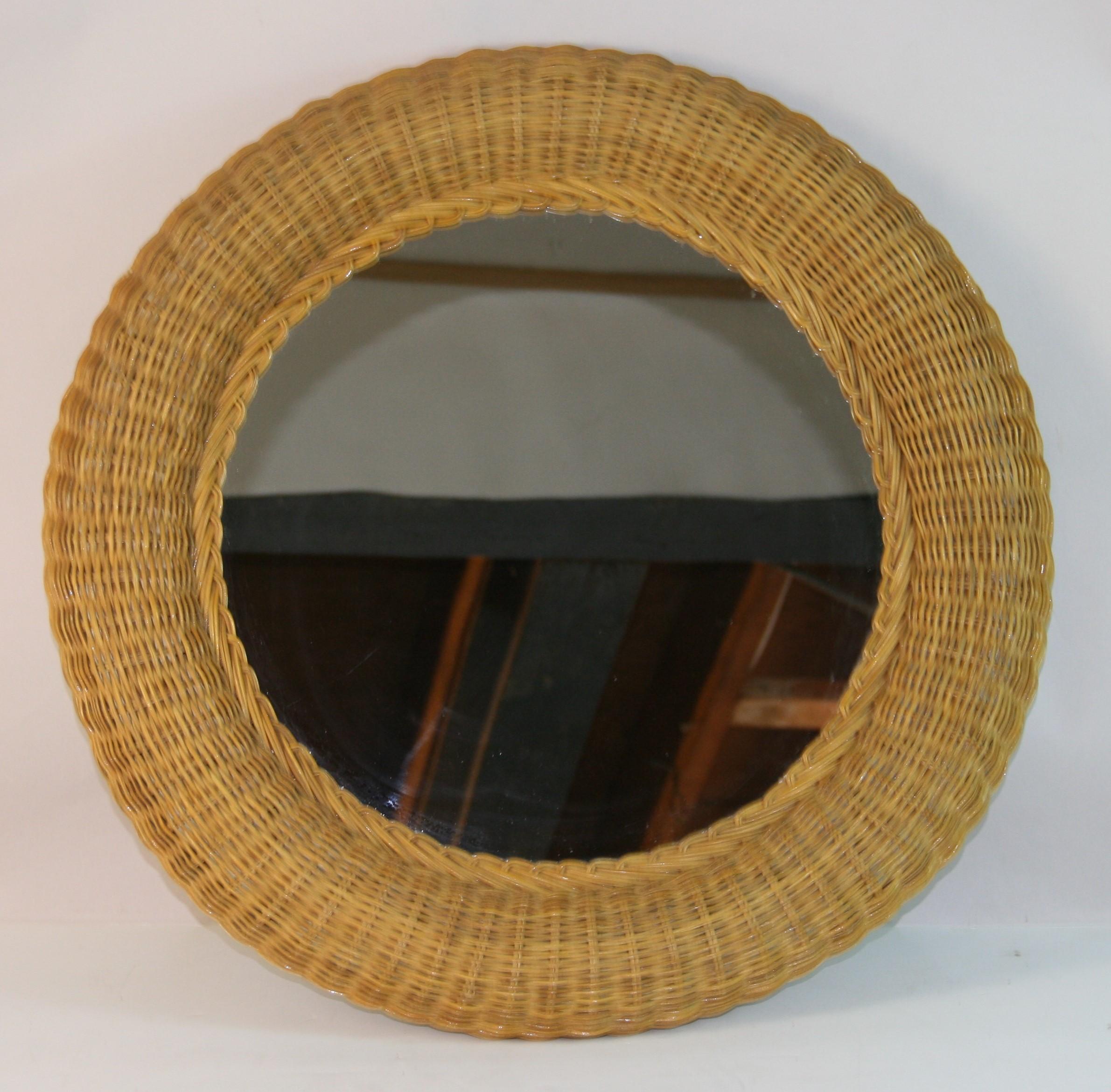 Hand-Crafted French Breaded Round Wicker Mirror For Sale