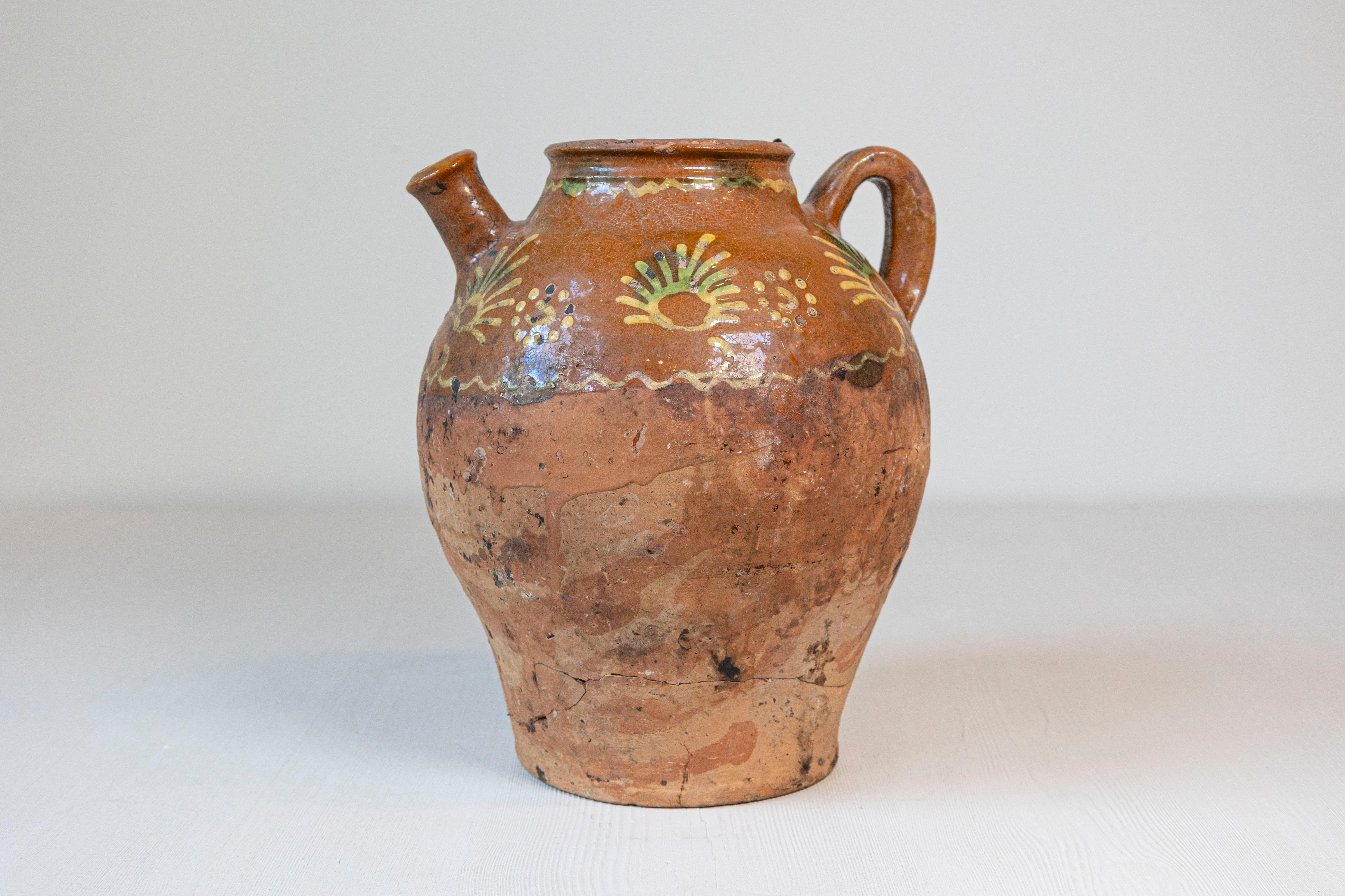French Bressane 19th Century Glazed Pottery Jug with Soft Yellow Motifs 7