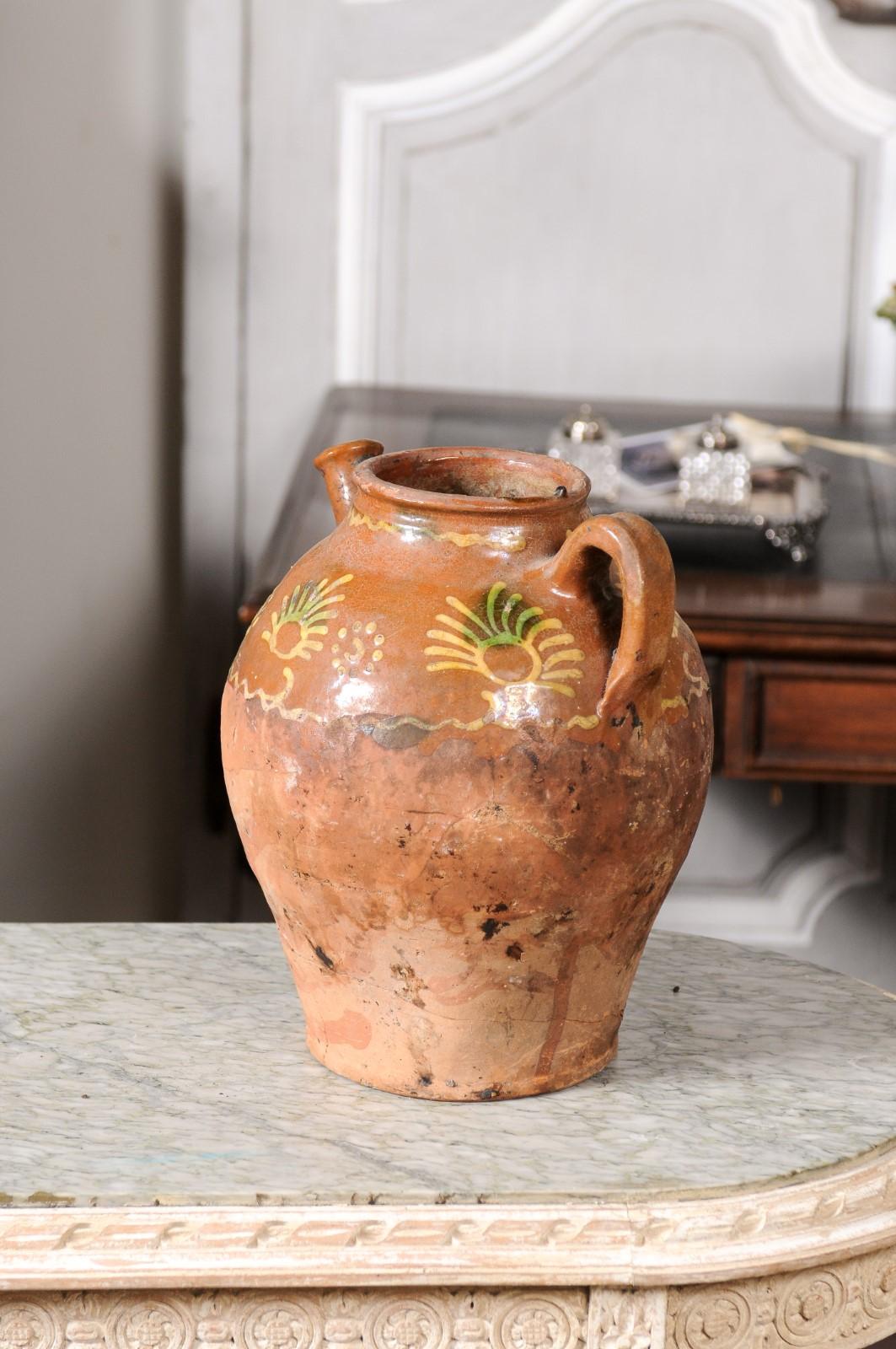 French Bressane 19th Century Glazed Pottery Jug with Soft Yellow Motifs For Sale 5