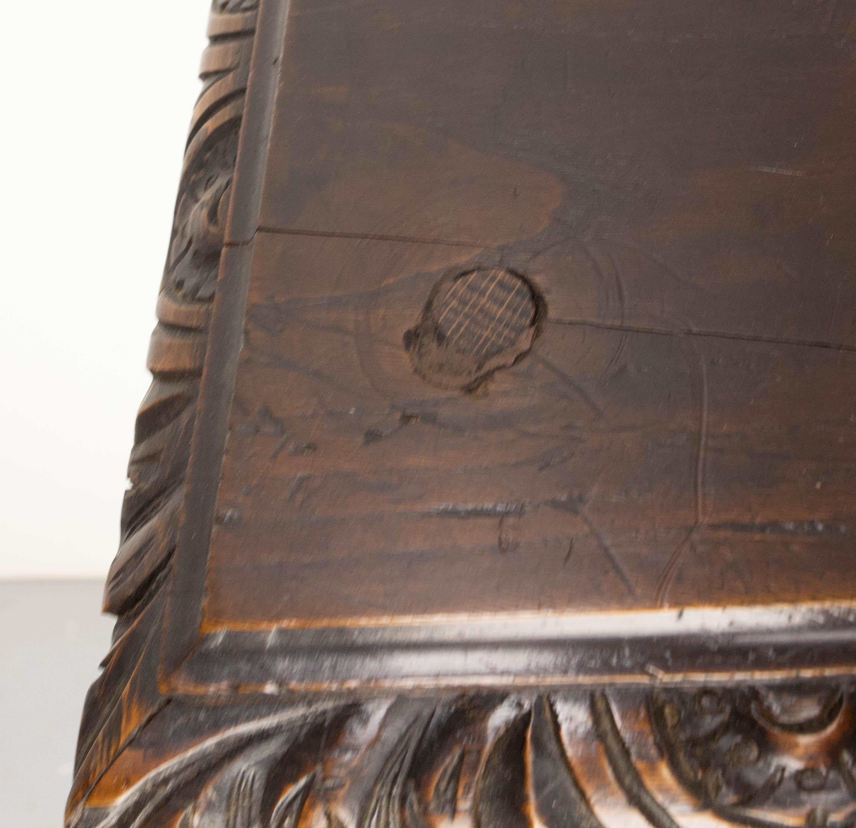 French Brittany Dressoir Buffet Chesnut Cabinet with Blazons, Late 19th Century For Sale 14