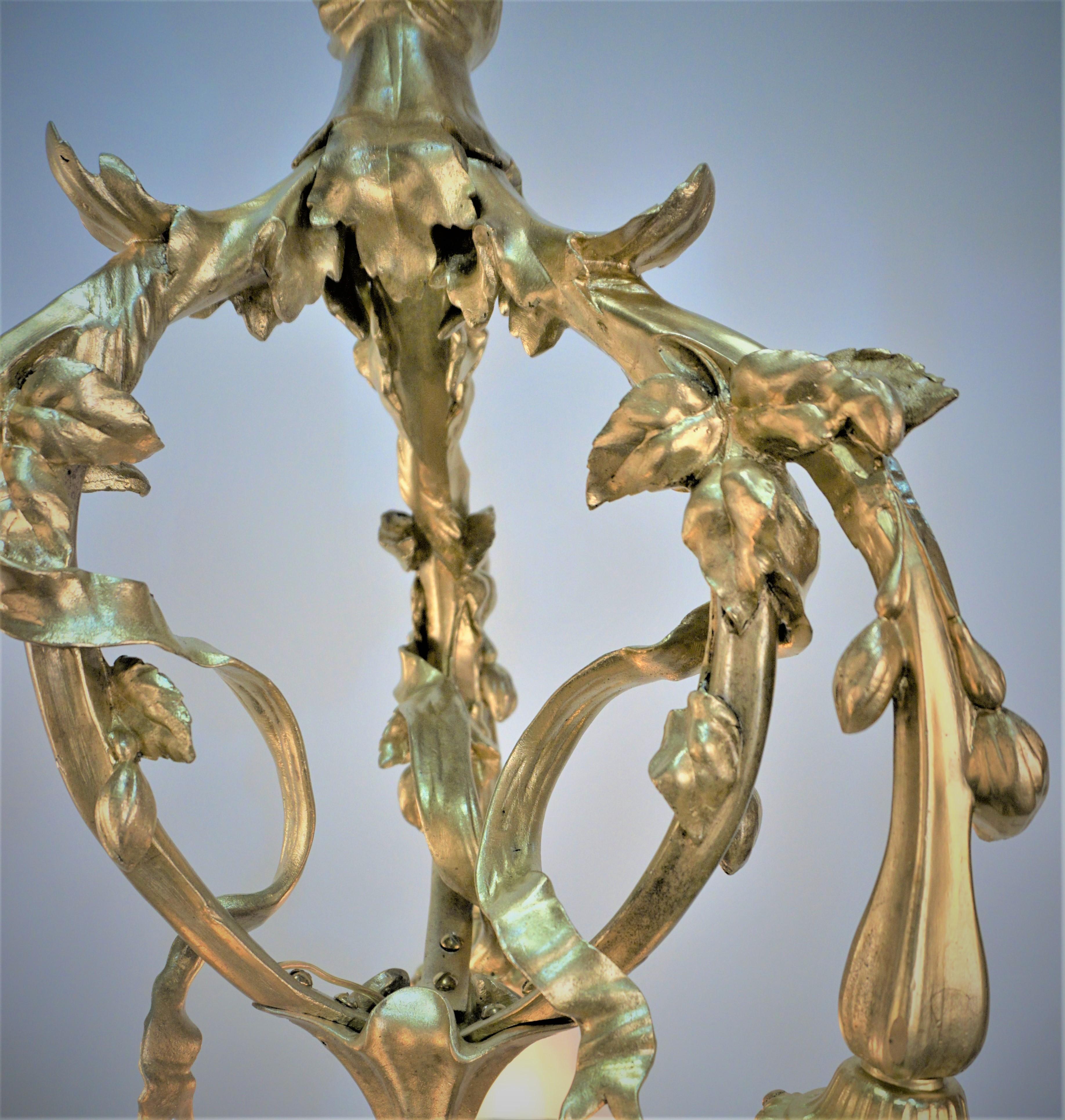 Early 20th Century French Bronze and Blown Glass Art Nouveau Chandelier For Sale
