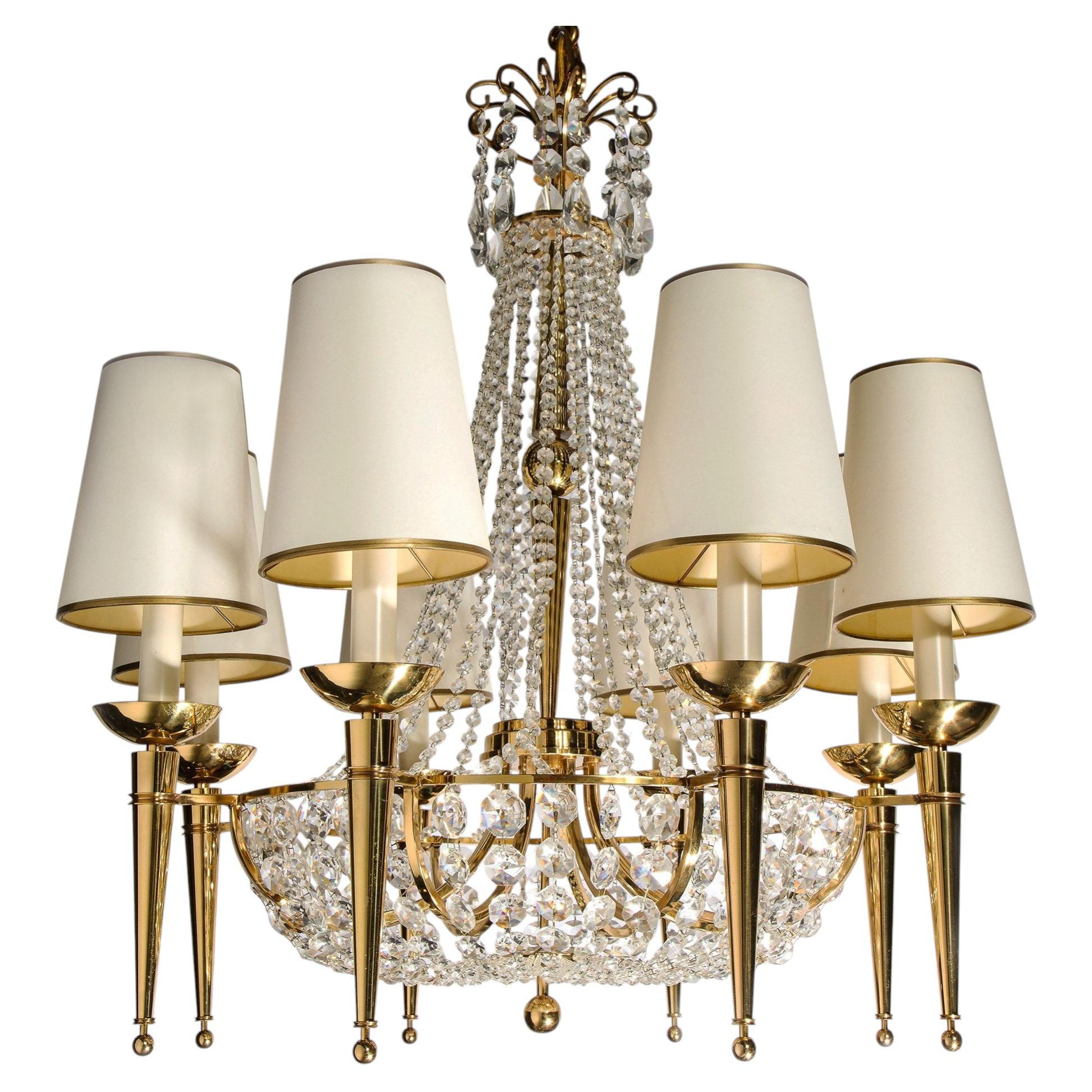 Lámpara de araña francesa de bronce y cristal, atribuida a Maison Jansen en venta